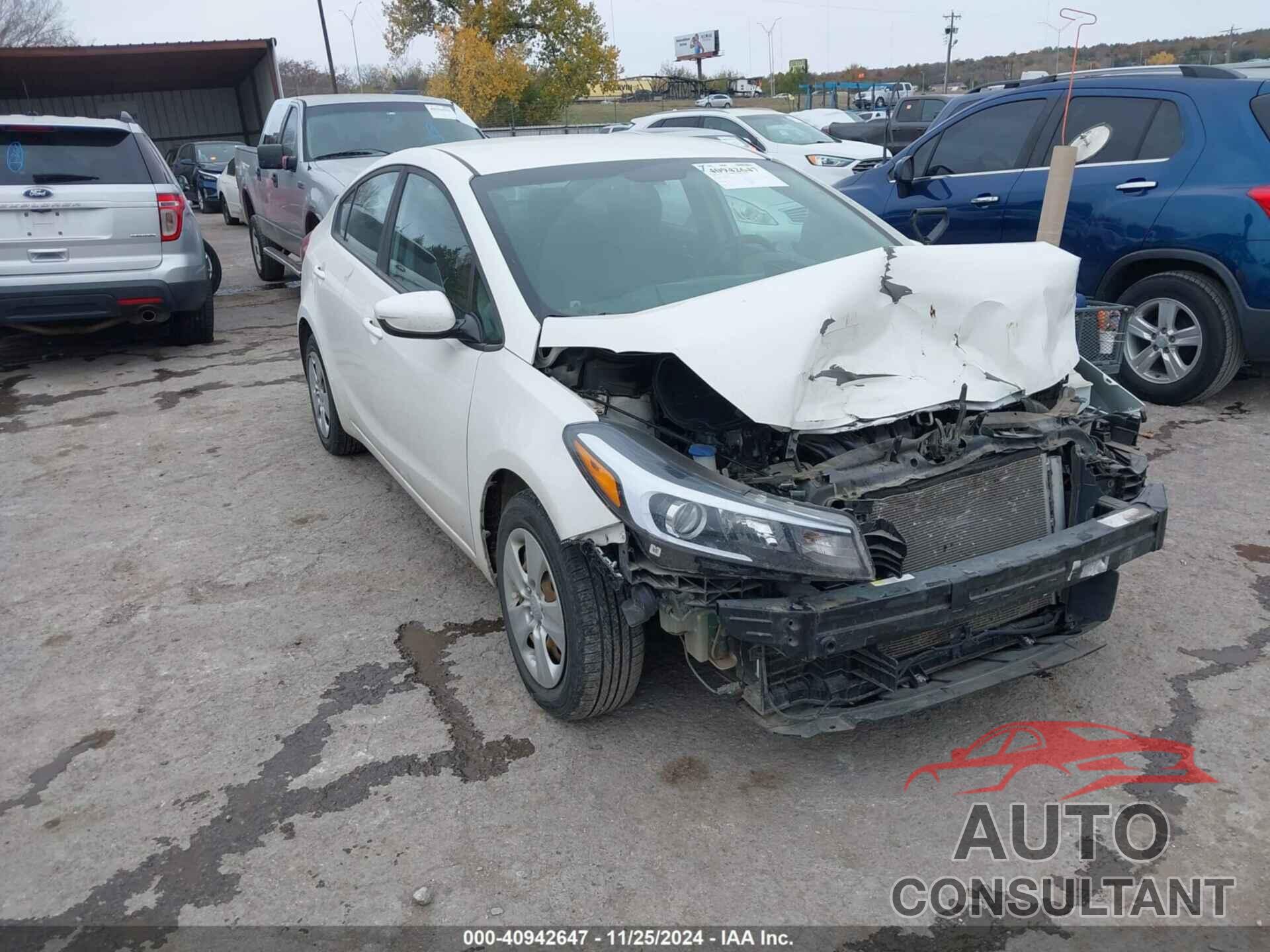 KIA FORTE 2018 - 3KPFK4A78JE272473