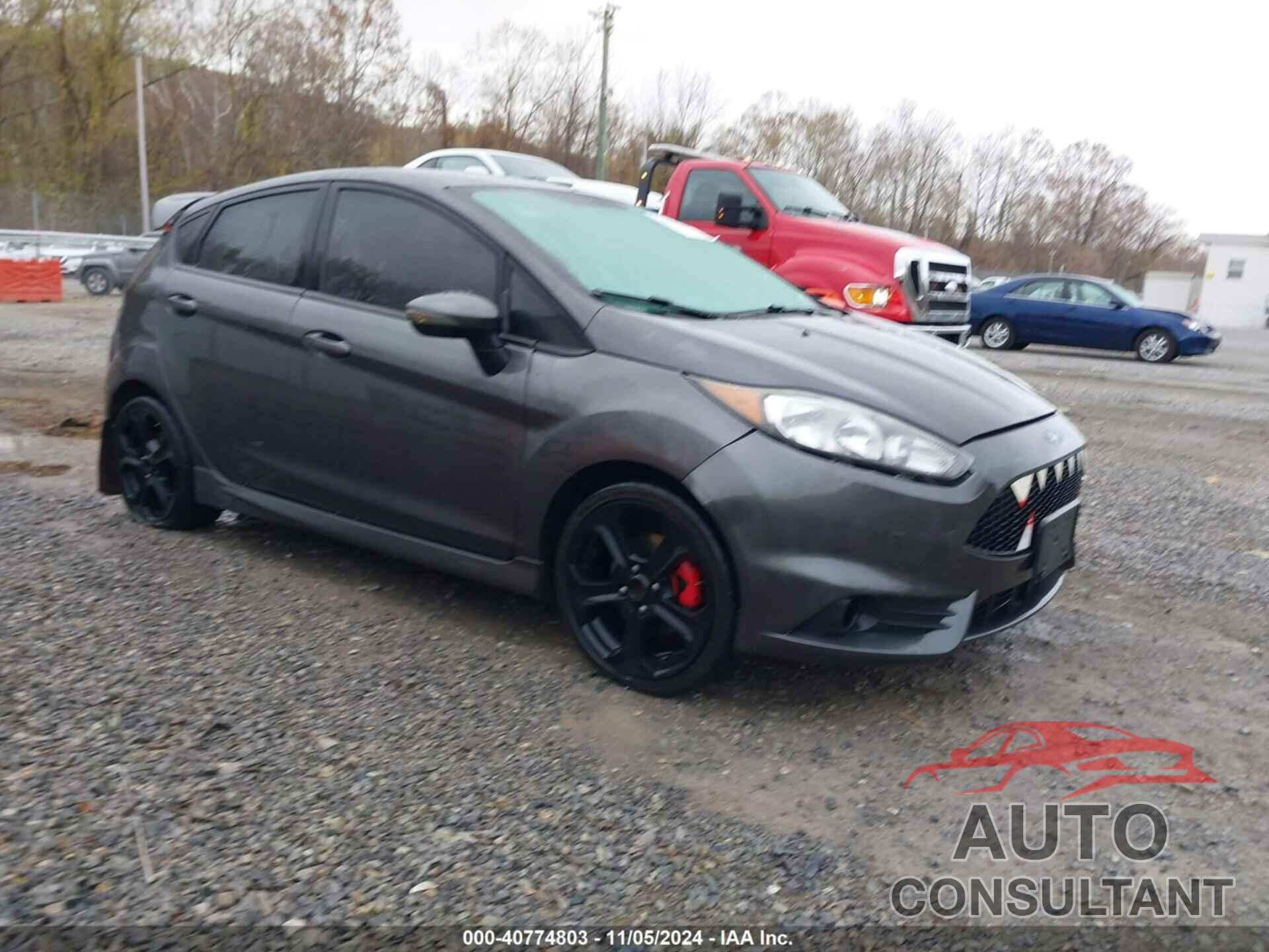 FORD FIESTA 2018 - 3FADP4GX0JM118397