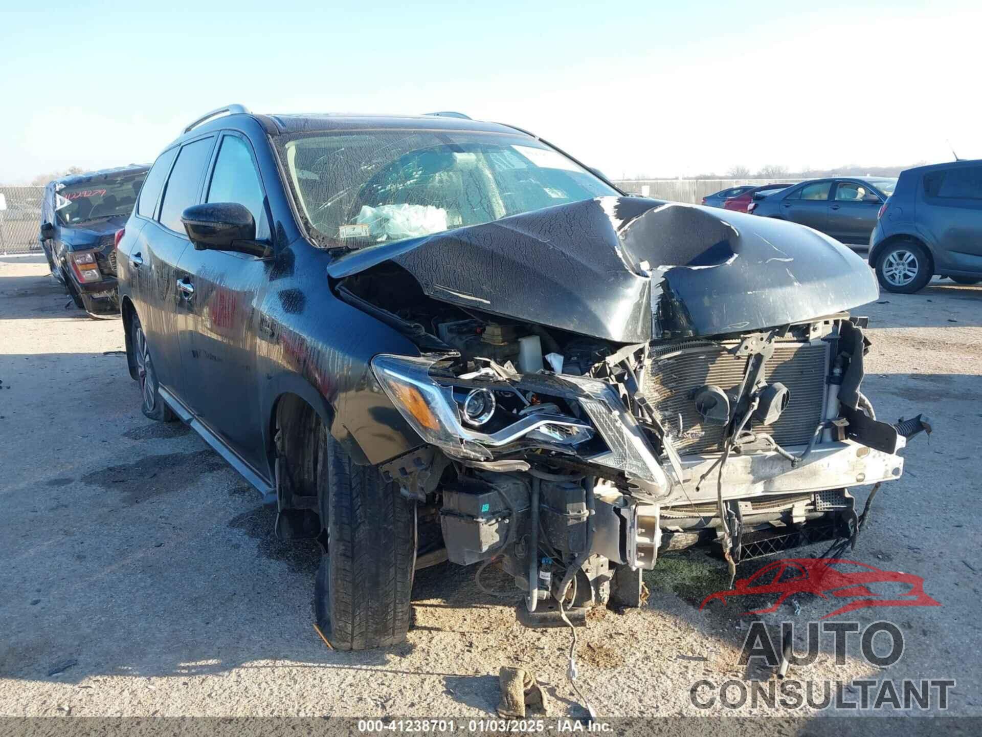 NISSAN PATHFINDER 2017 - 5N1DR2MM4HC648432