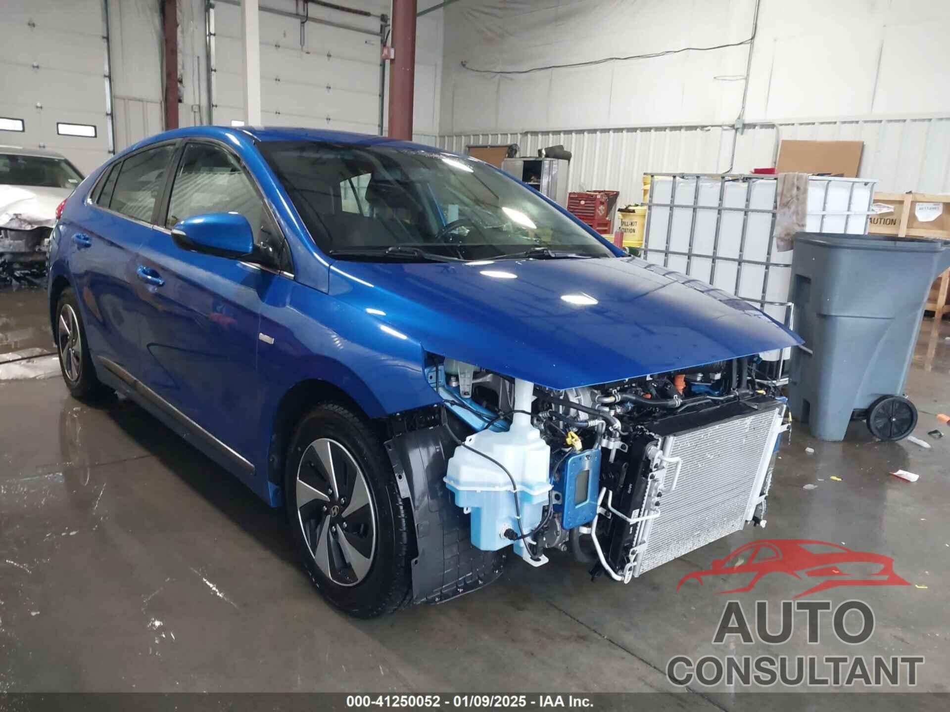 HYUNDAI IONIQ HYBRID 2017 - KMHC75LC2HU056307