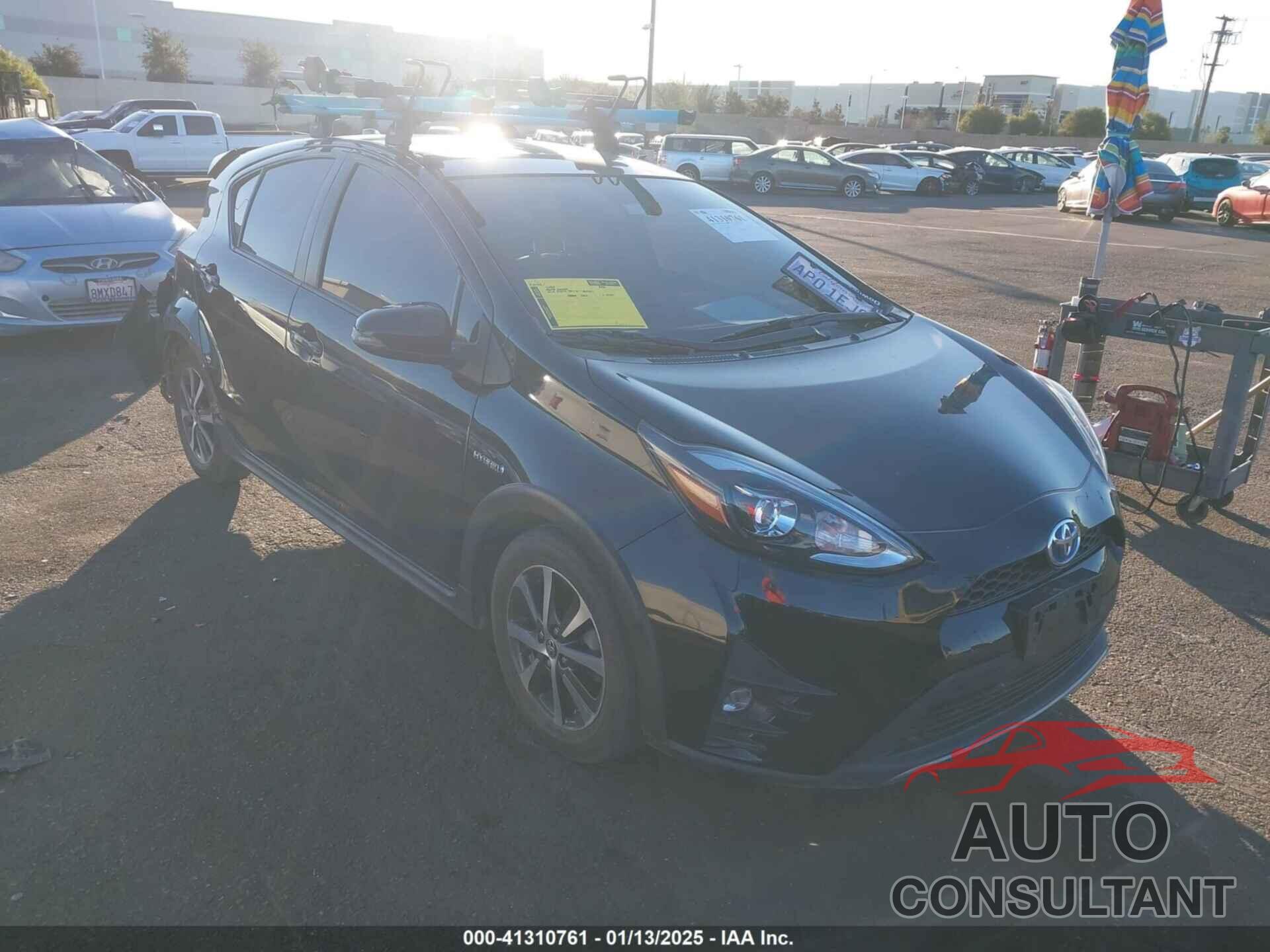 TOYOTA PRIUS C 2018 - JTDKDTB37J1605828