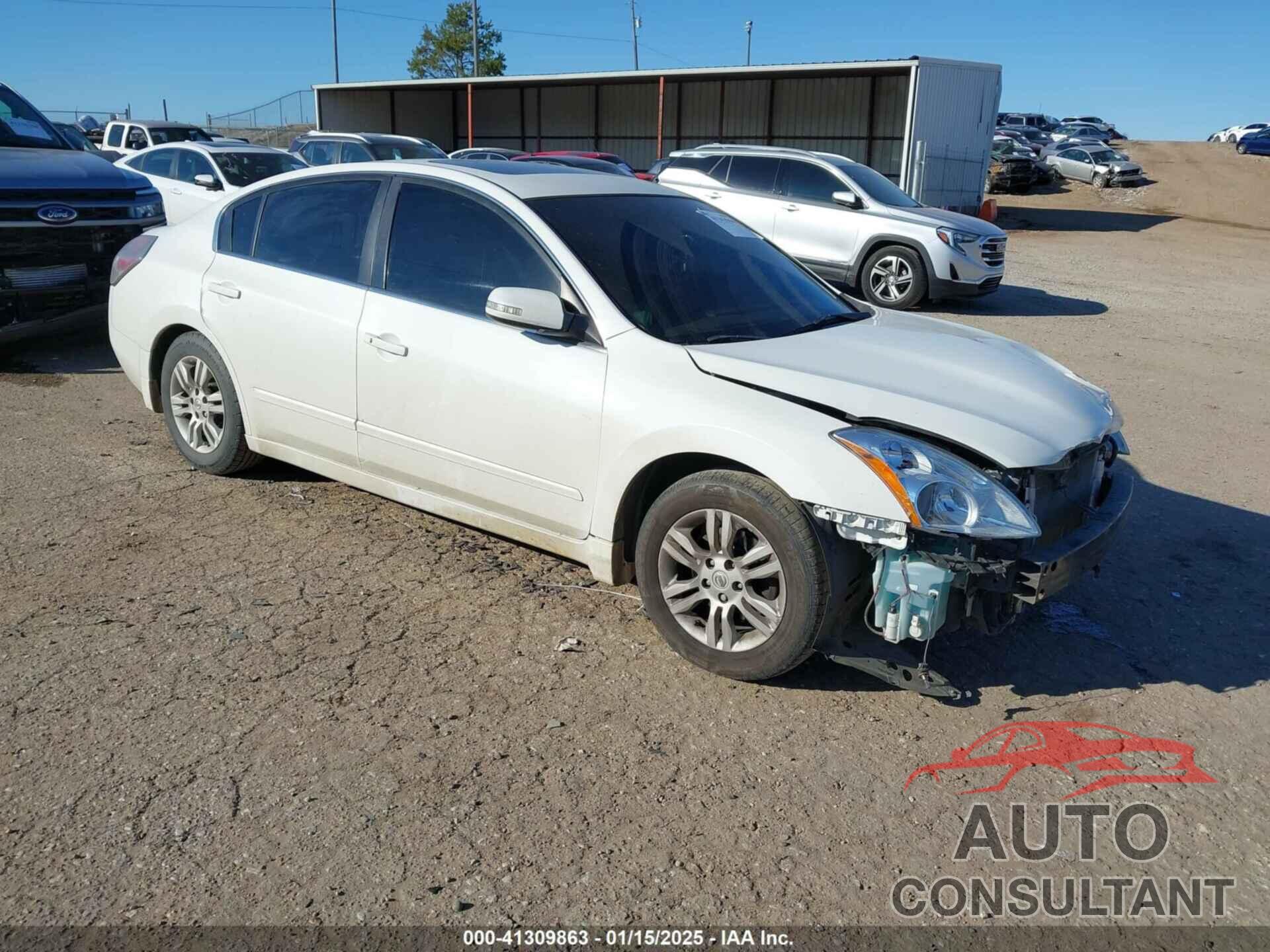 NISSAN ALTIMA 2017 - 1N4AL3AP4HC143607