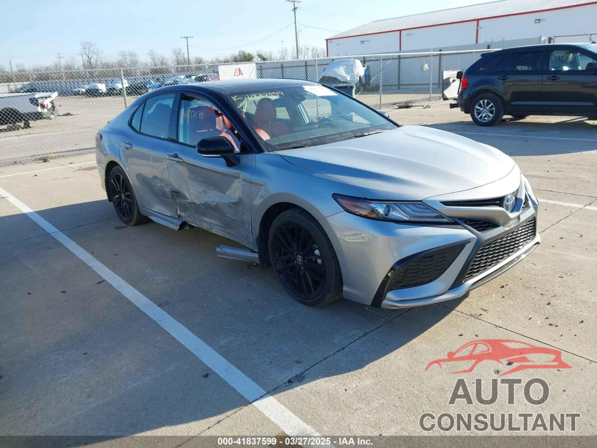 TOYOTA CAMRY HYBRID 2024 - 4T1K31AK3RU068249