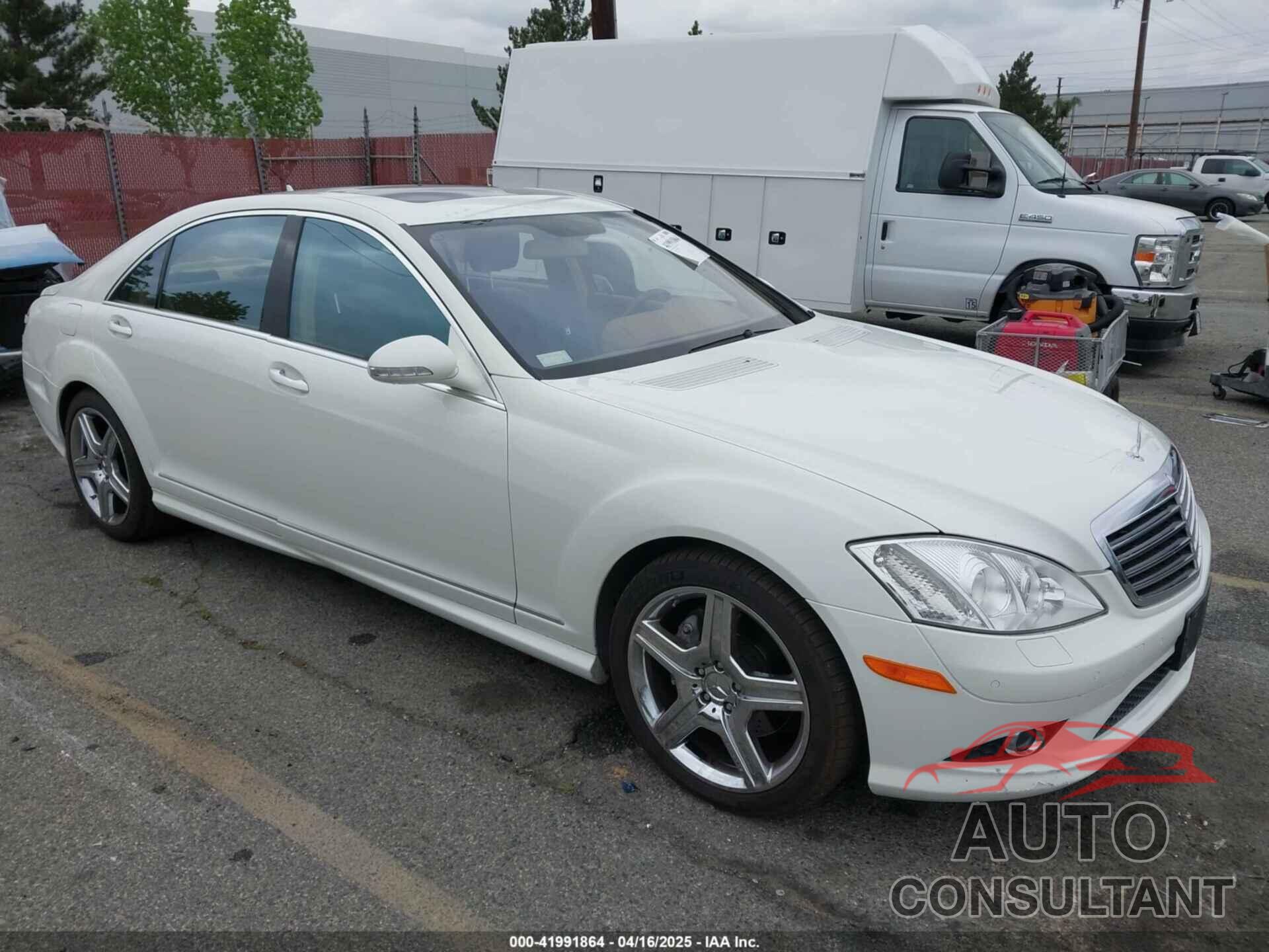 MERCEDES-BENZ S 550 2009 - WDDNG71X89A245647