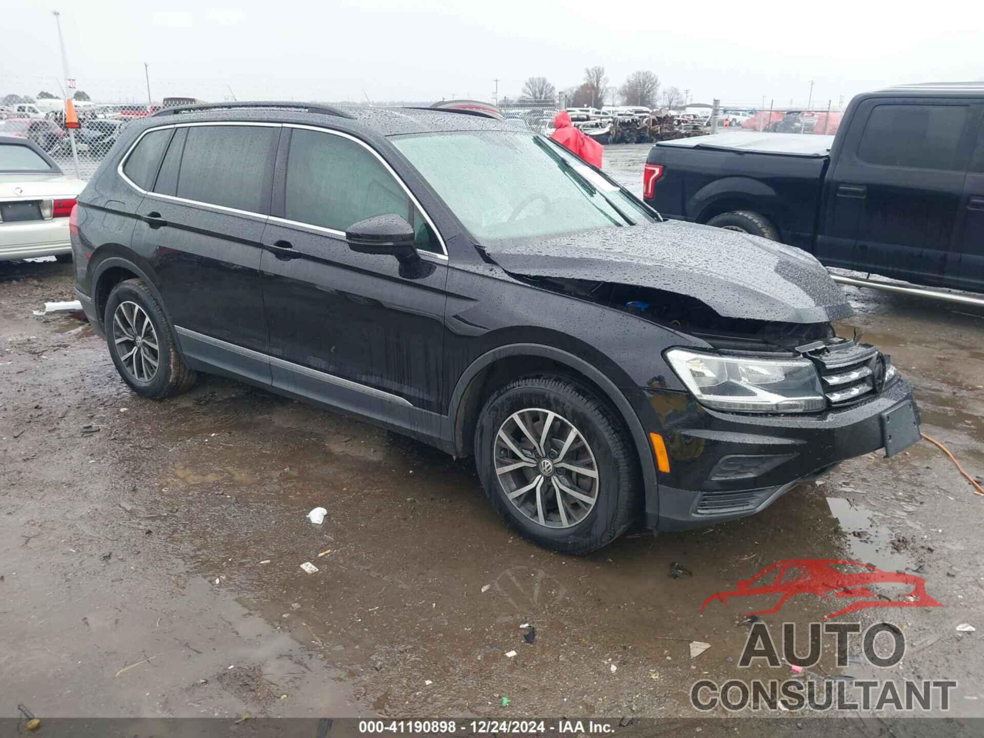 VOLKSWAGEN TIGUAN 2018 - 3VV3B7AX2JM194235