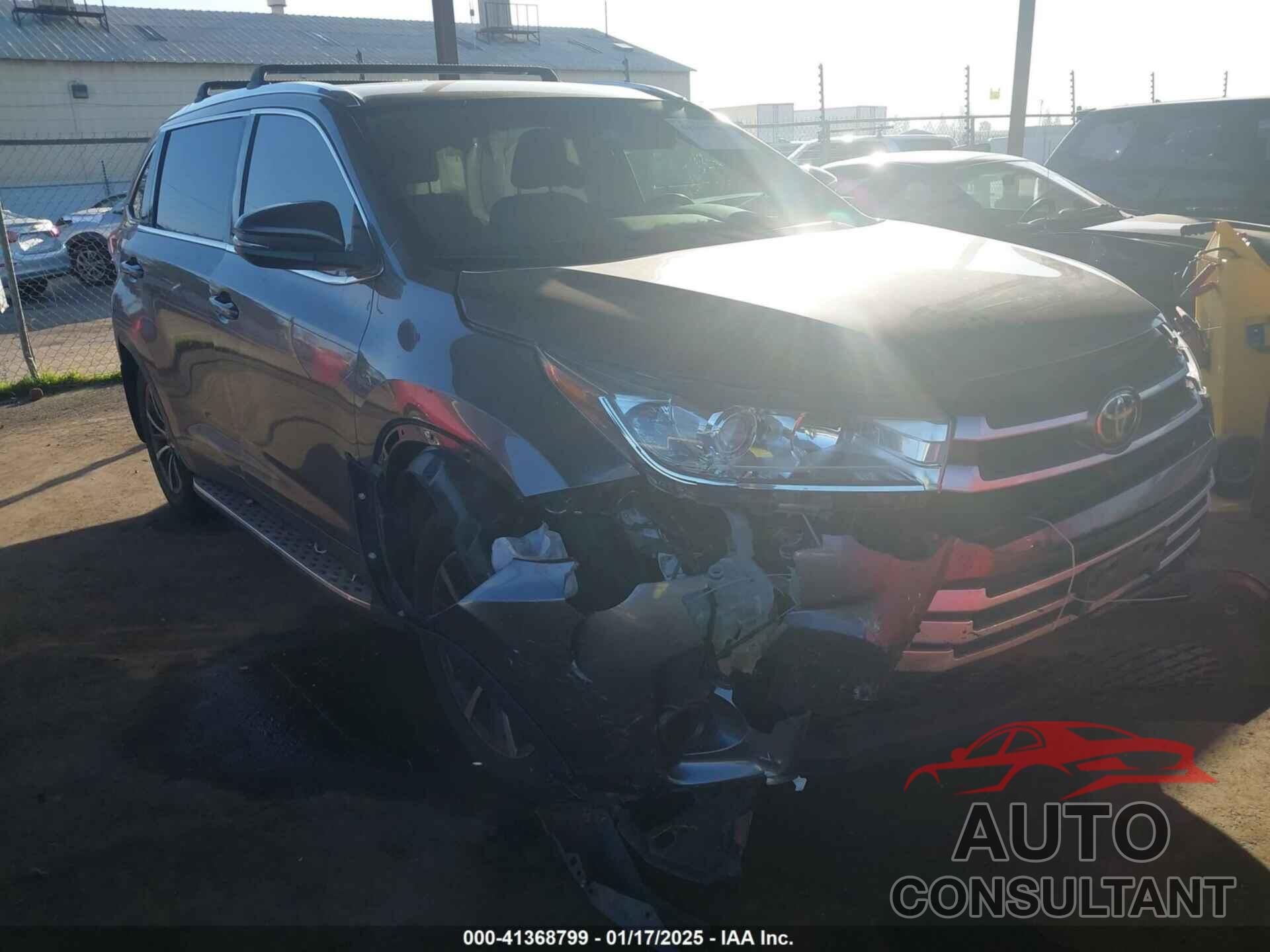 TOYOTA HIGHLANDER 2019 - 5TDKZRFH4KS570387