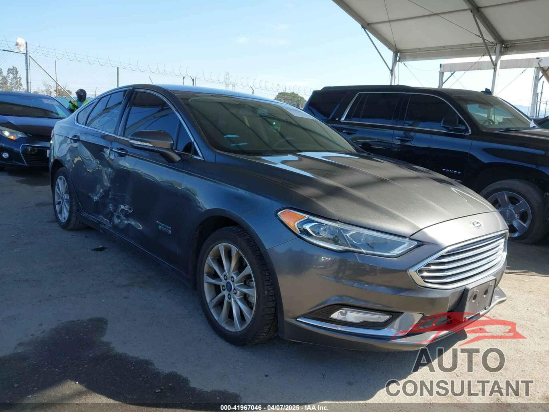 FORD FUSION ENERGI 2018 - 3FA6P0SU7JR204551