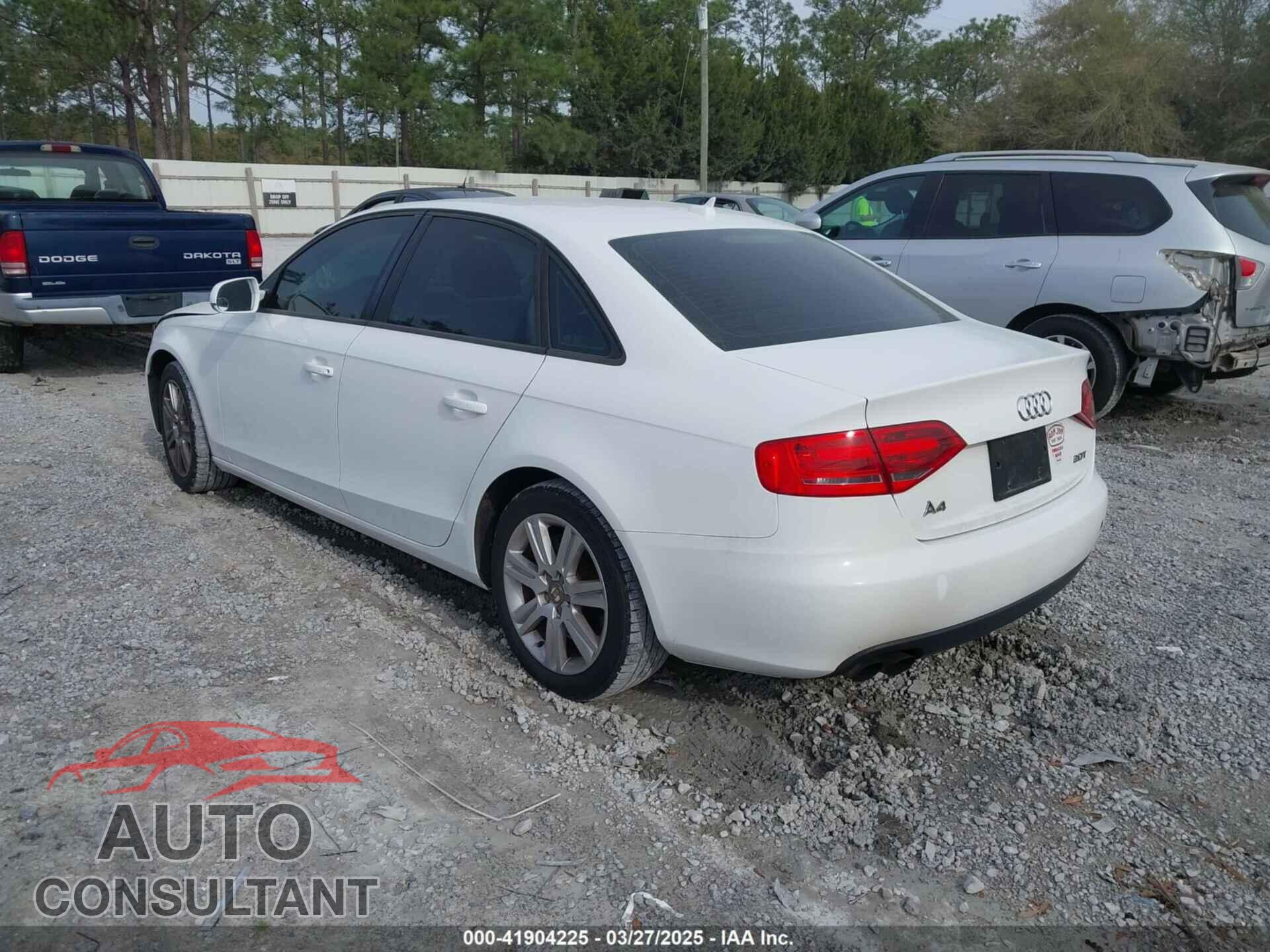 AUDI A4 2011 - WAUAFAFL9BN018669