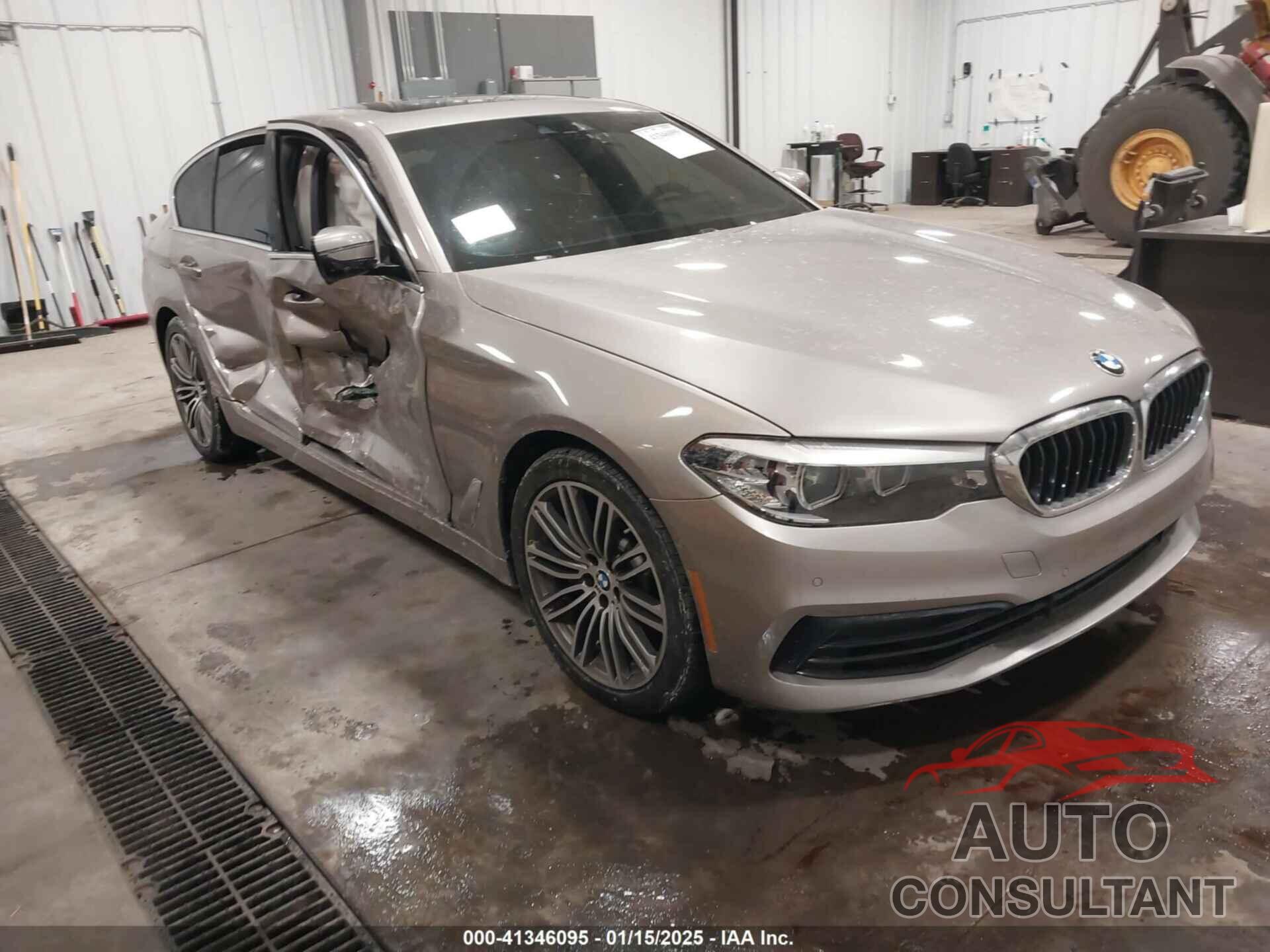 BMW 540I 2019 - WBAJE7C58KWW24695