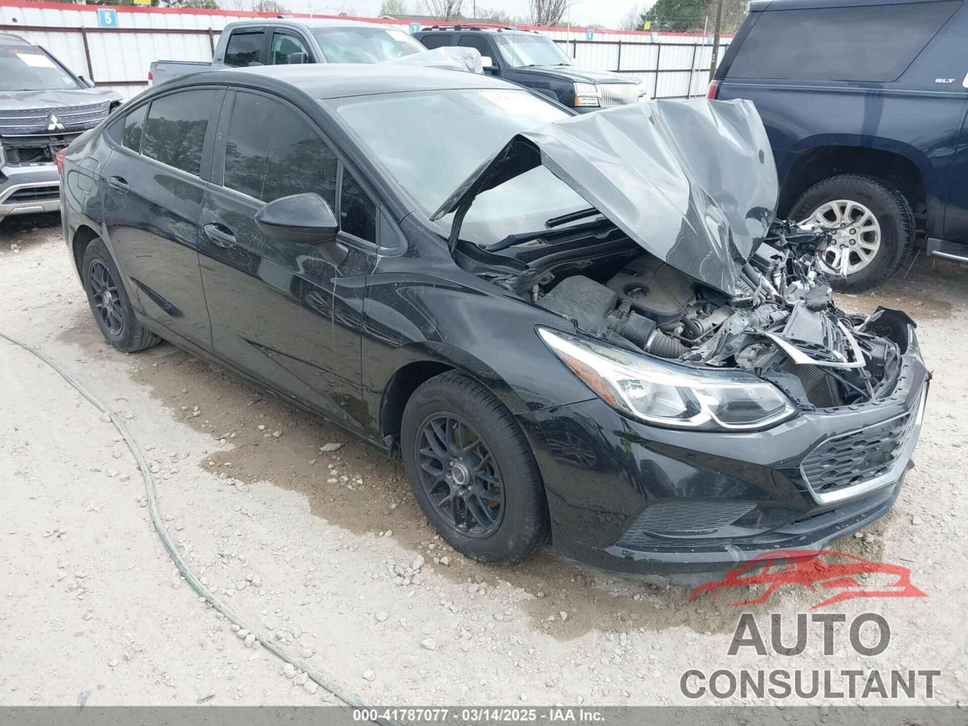 CHEVROLET CRUZE 2018 - 1G1BC5SM3J7210719