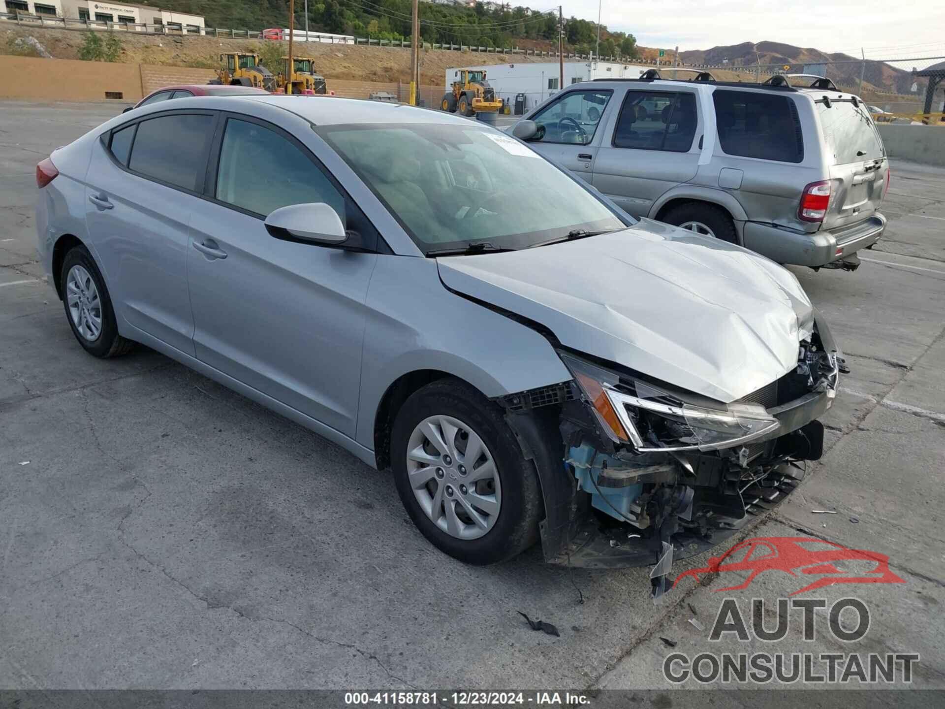 HYUNDAI ELANTRA 2020 - KMHD74LF3LU936501