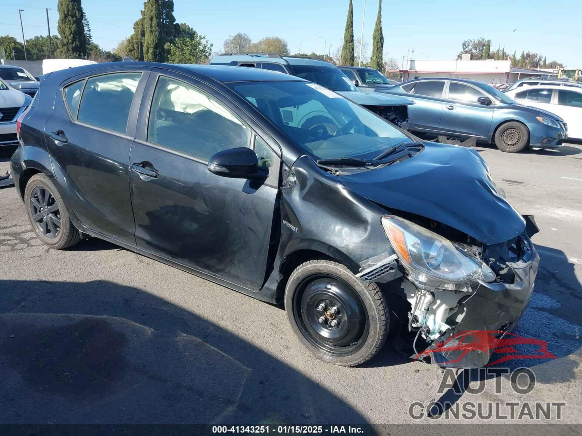 TOYOTA PRIUS C 2016 - JTDKDTB3XG1122519