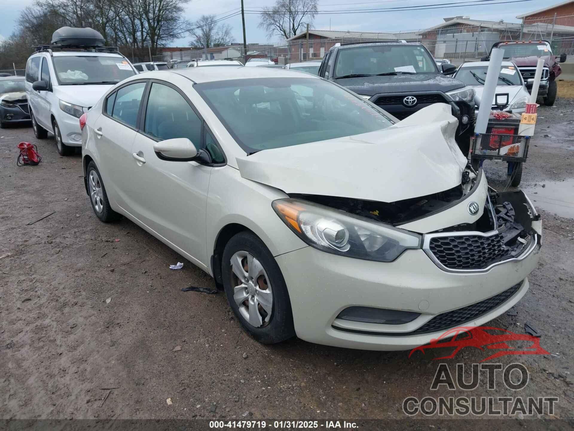 KIA FORTE 2015 - KNAFK4A6XF5407136