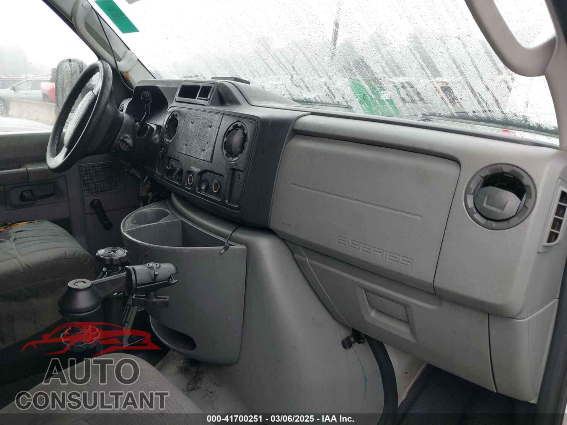 FORD E-150 2010 - 1FTNE1EW2ADA91292
