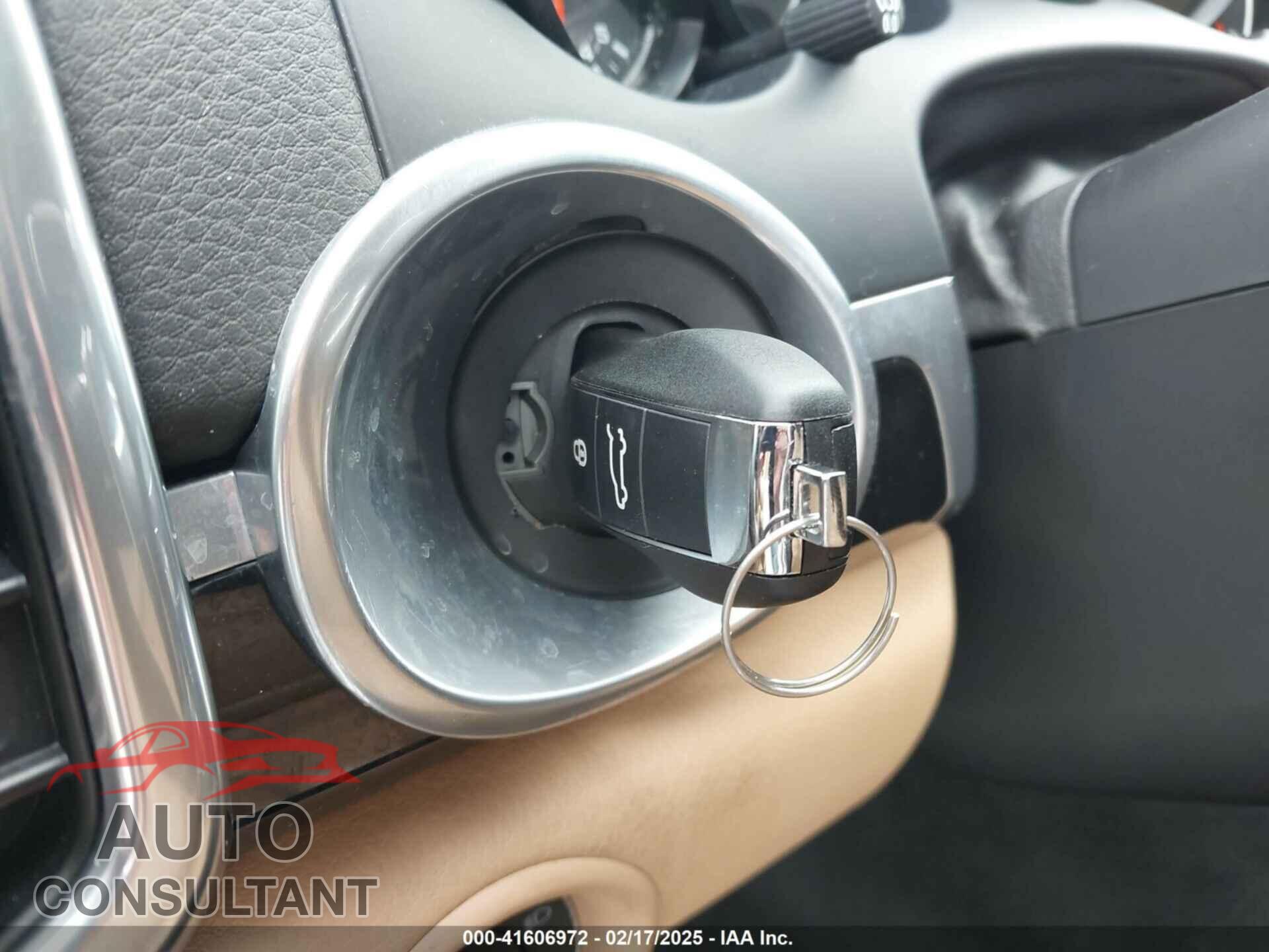 PORSCHE CAYENNE 2016 - WP1AA2A21GLA00402