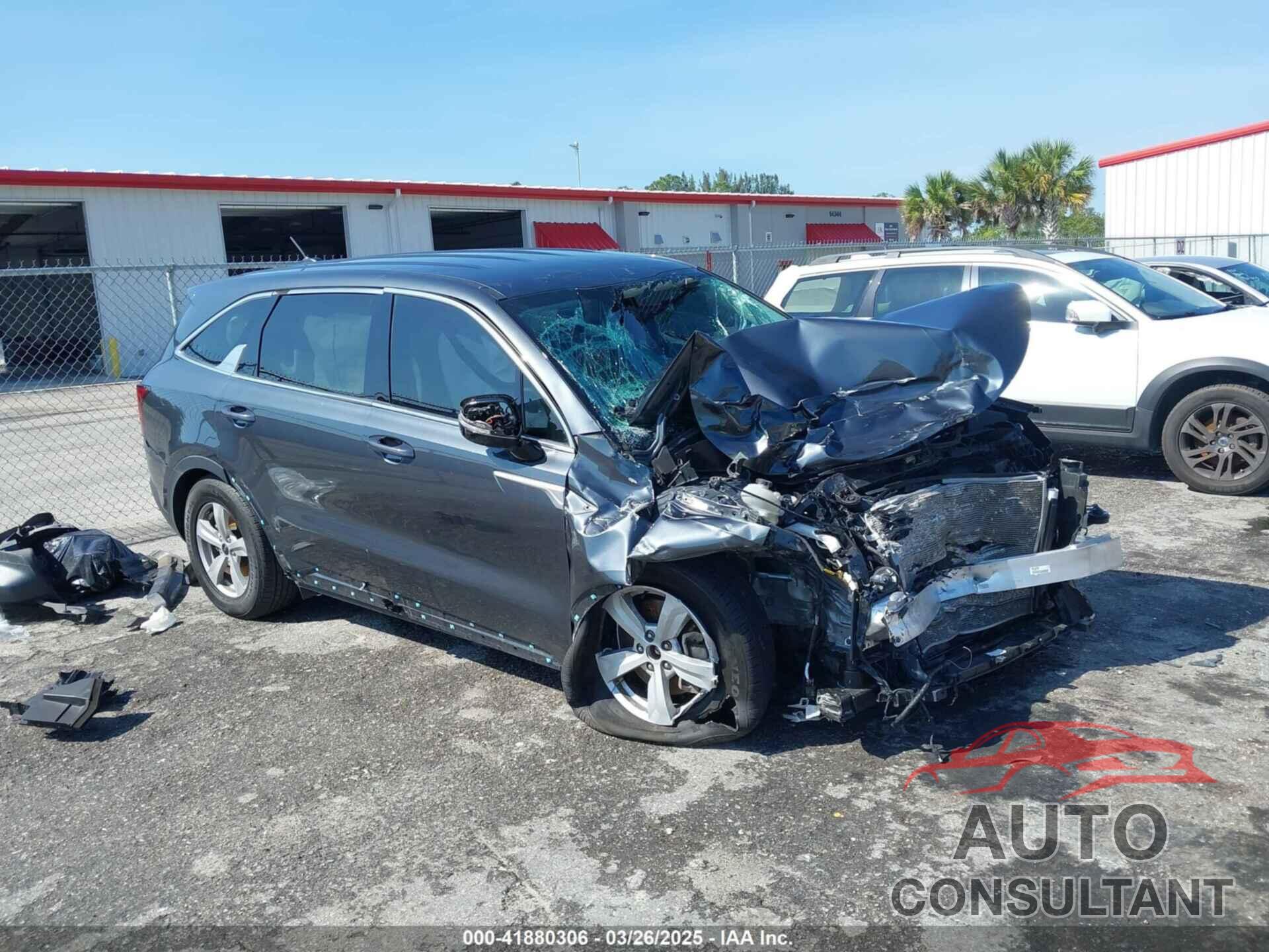 KIA SORENTO 2023 - 5XYRG4LC7PG176841