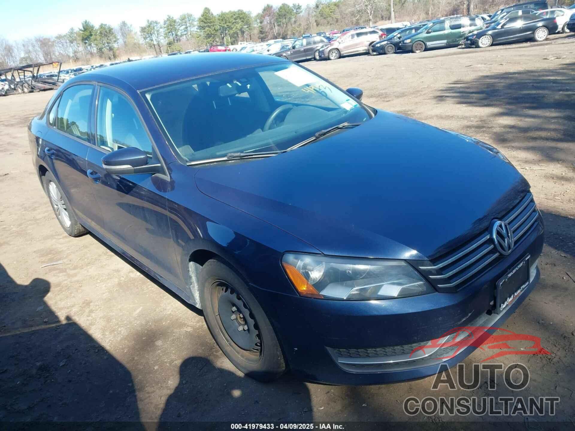 VOLKSWAGEN PASSAT 2015 - 1VWAT7A34FC018762