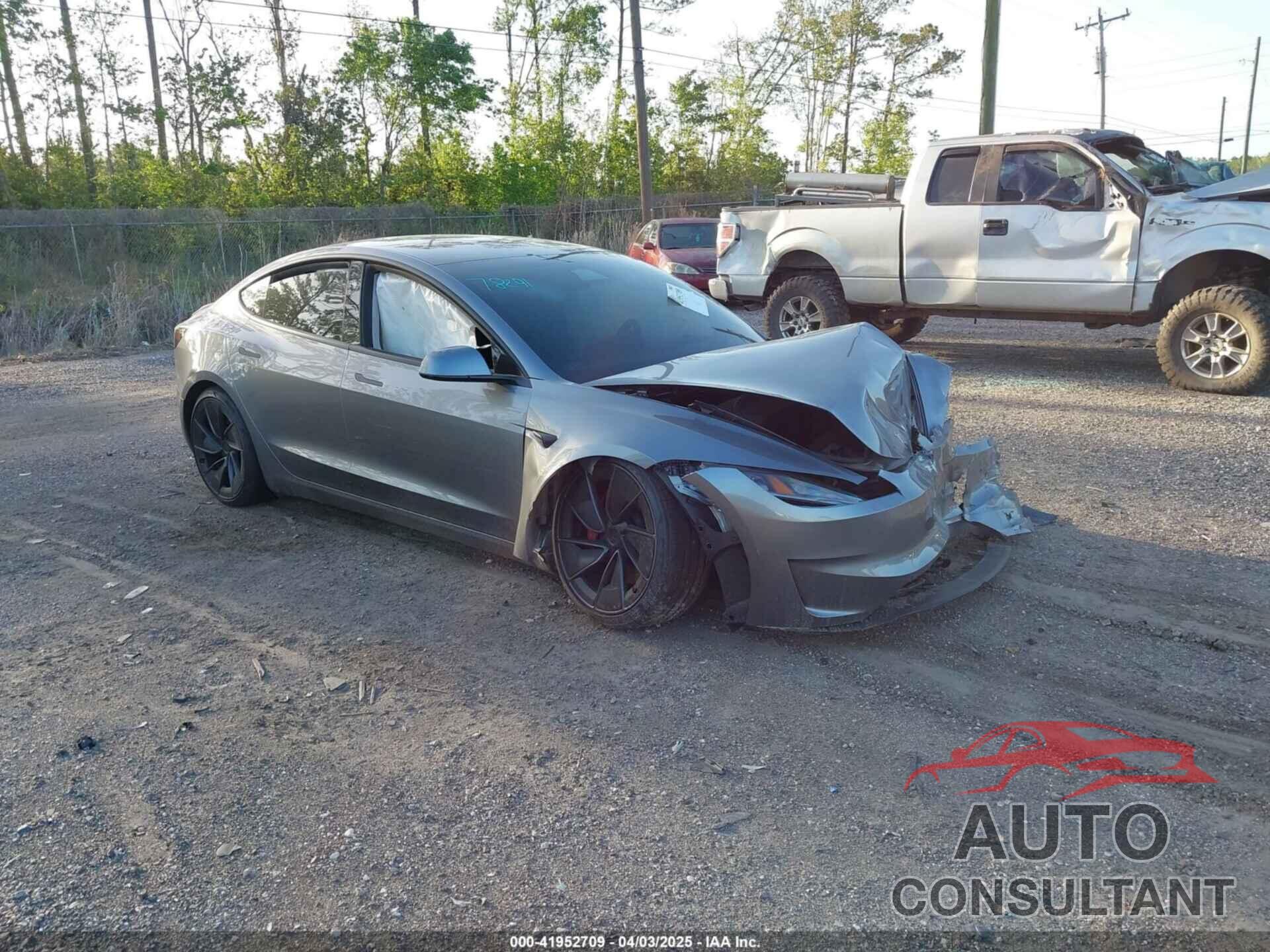 TESLA MODEL 3 2024 - 5YJ3E1ET2RF850850