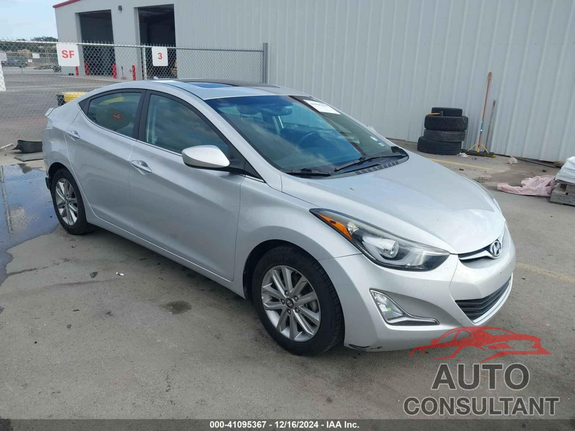 HYUNDAI ELANTRA 2015 - 5NPDH4AE0FH638112