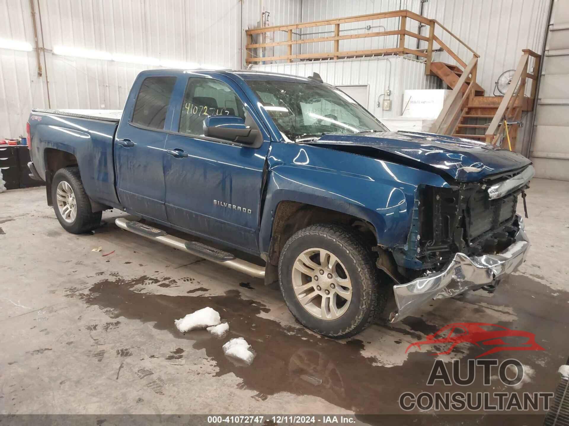 CHEVROLET SILVERADO 1500 2018 - 1GCVKREC2JZ254569