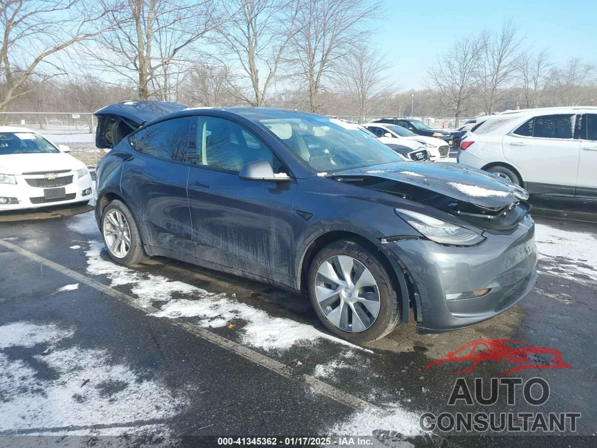 TESLA MODEL Y 2020 - 5YJYGDEE8LF026135