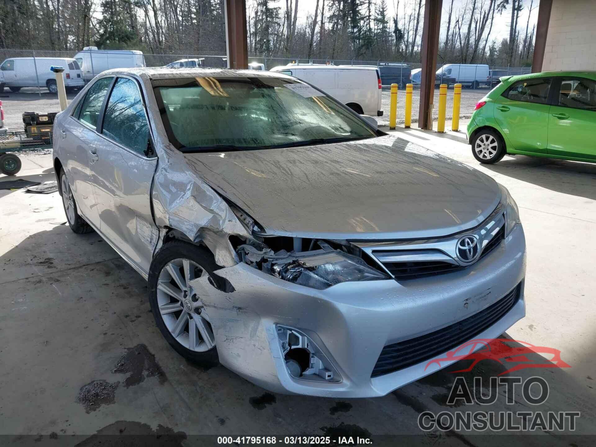 TOYOTA CAMRY 2013 - 4T4BF1FK1DR286656