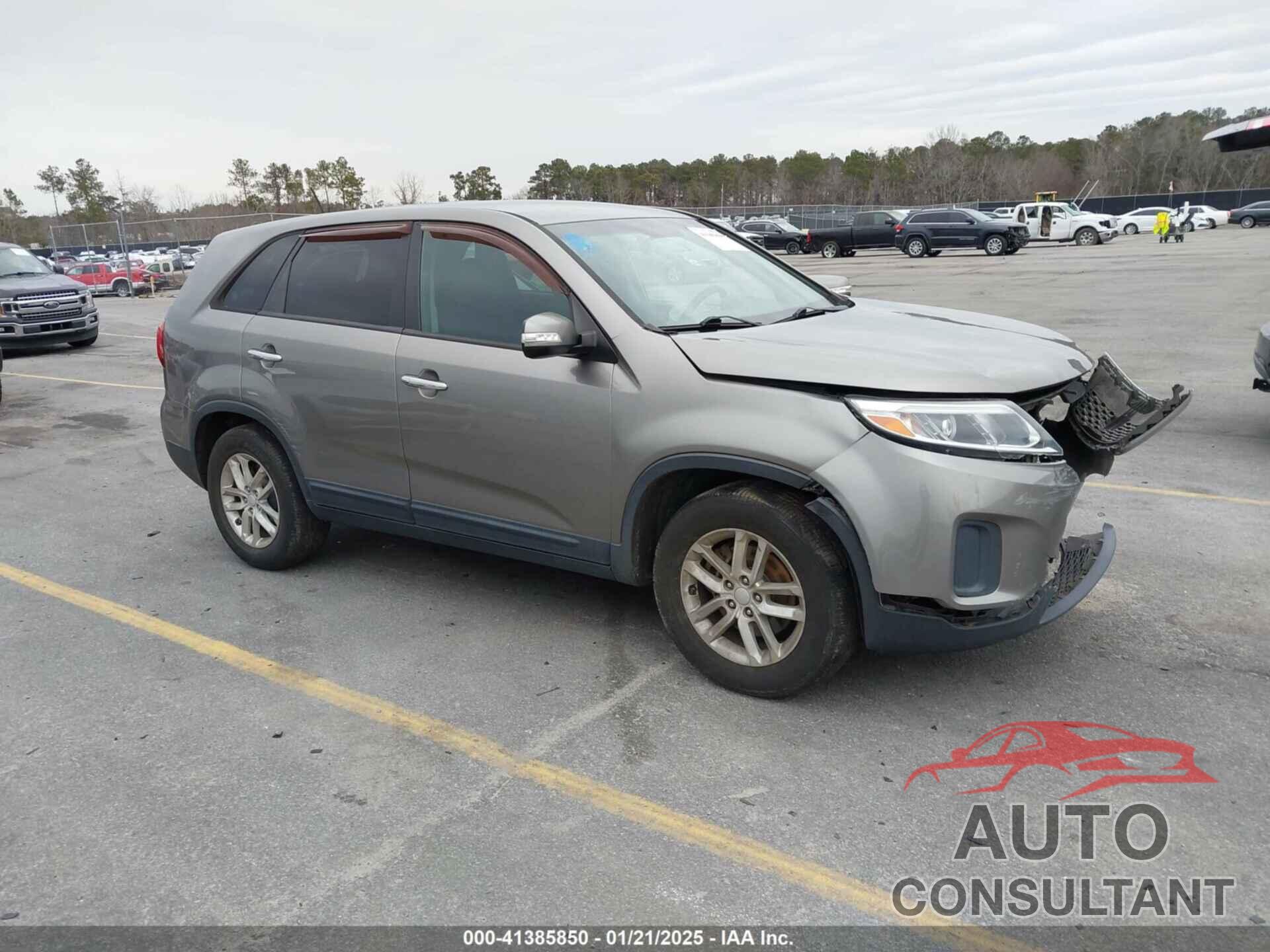 KIA SORENTO 2015 - 5XYKT3A67FG581973