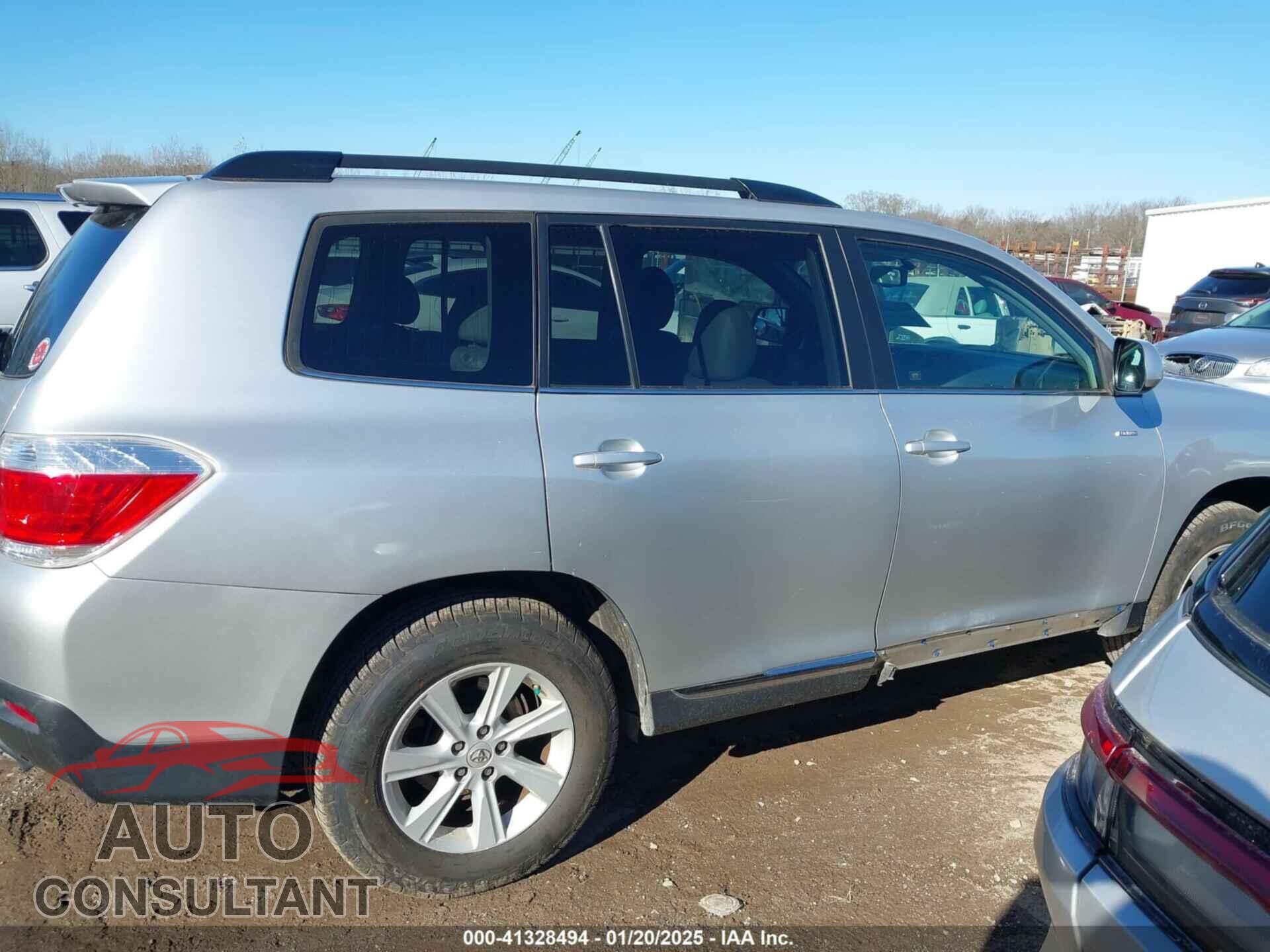 TOYOTA HIGHLANDER 2012 - 5TDBK3EH4CS099796