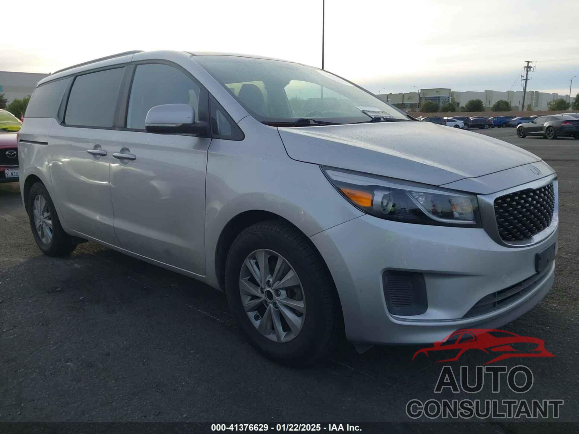 KIA SEDONA 2015 - KNDMB5C15F6025446