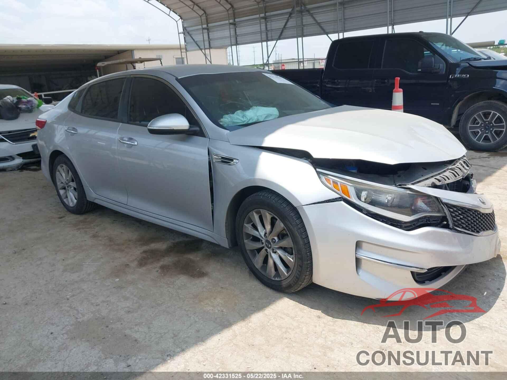 KIA OPTIMA 2017 - 5XXGT4L38HG124191