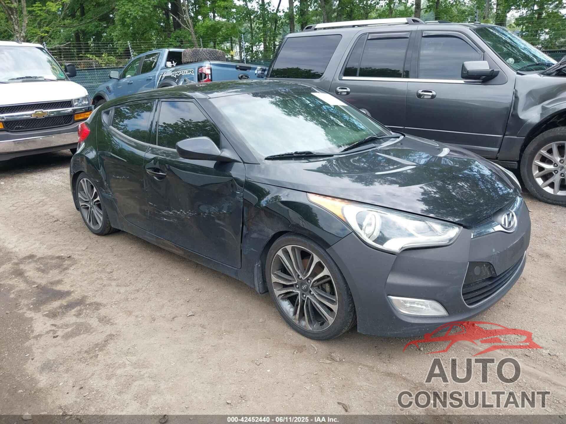 HYUNDAI VELOSTER 2013 - KMHTC6AD6DU105953