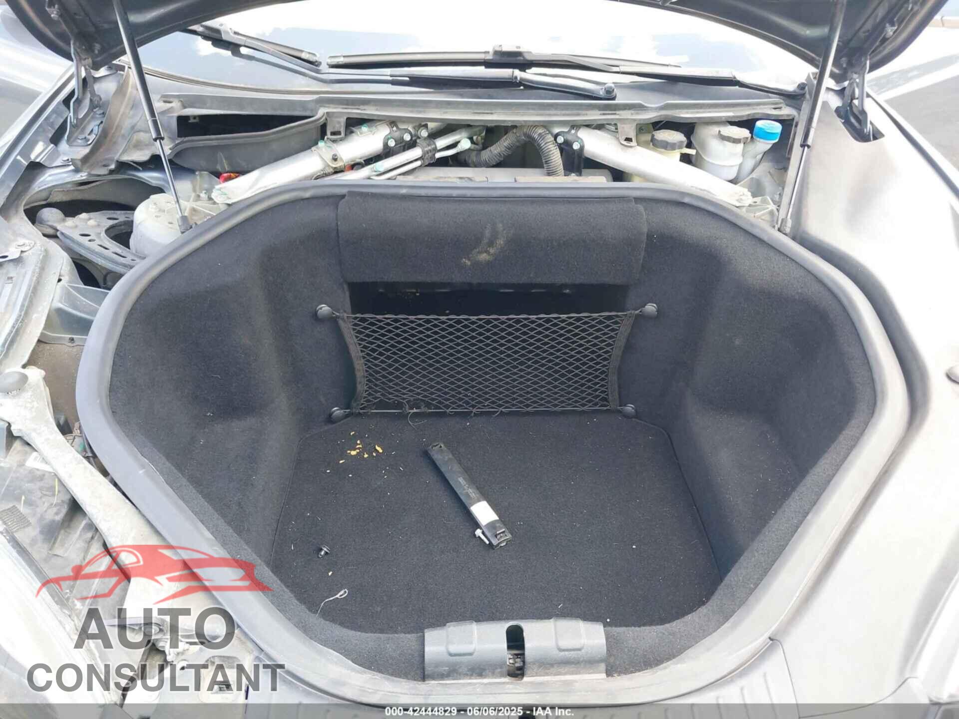 TESLA MODEL S 2013 - 5YJSA1DP9DFP17832