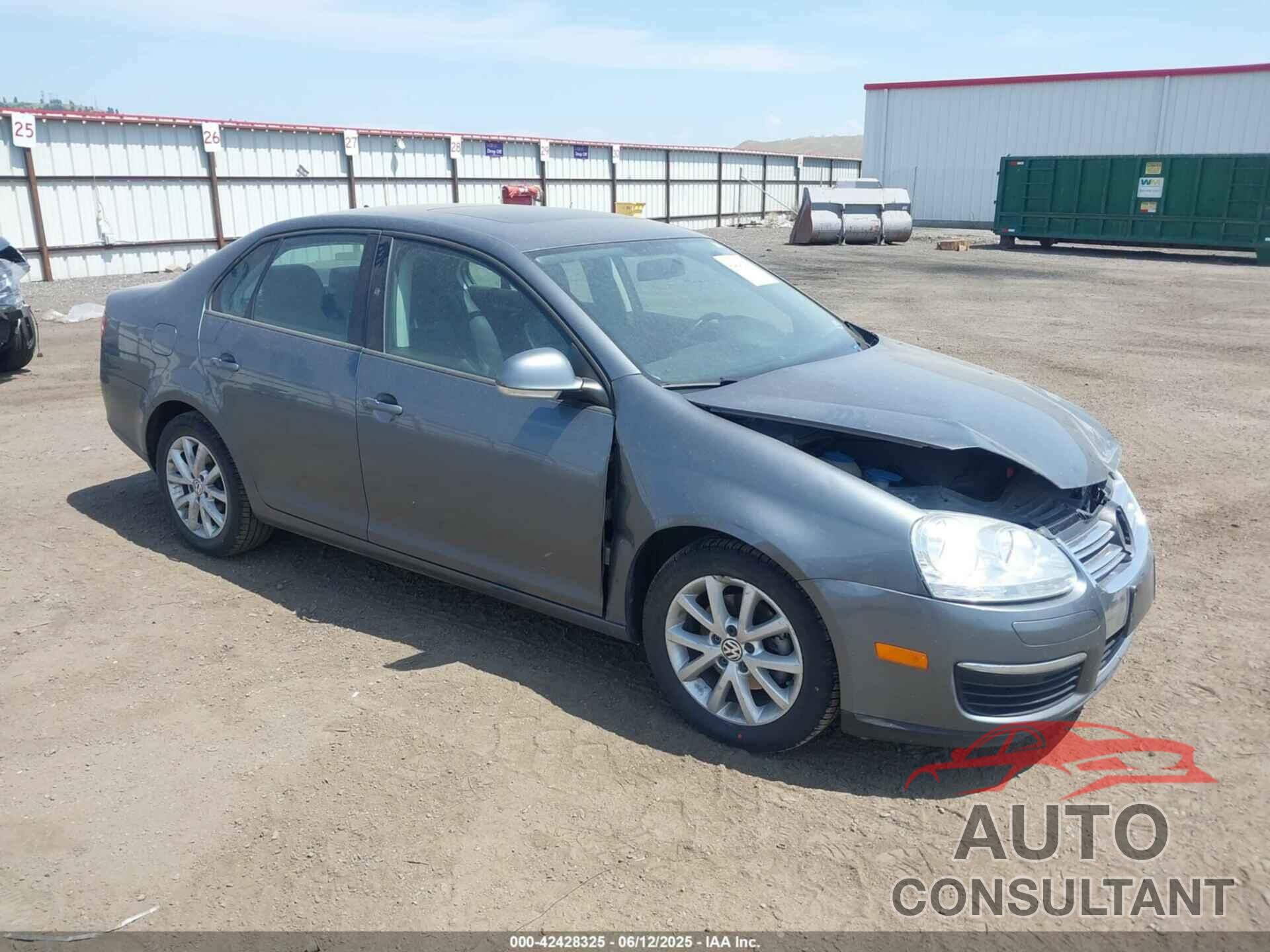VOLKSWAGEN JETTA 2010 - 3VWRZ7AJ3AM141086