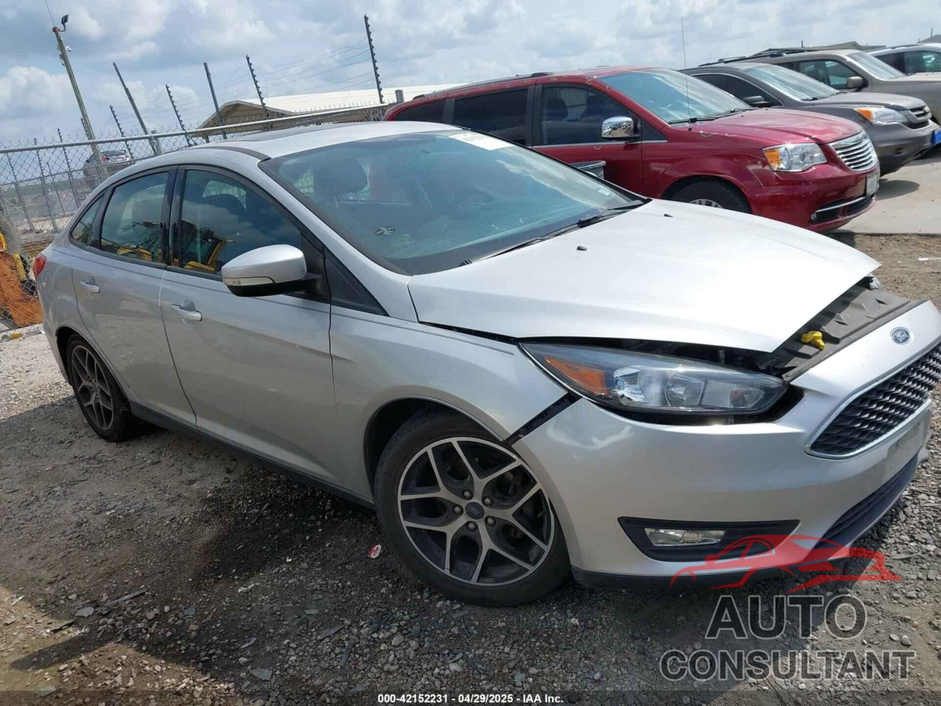 FORD FOCUS 2018 - 1FADP3H24JL285442