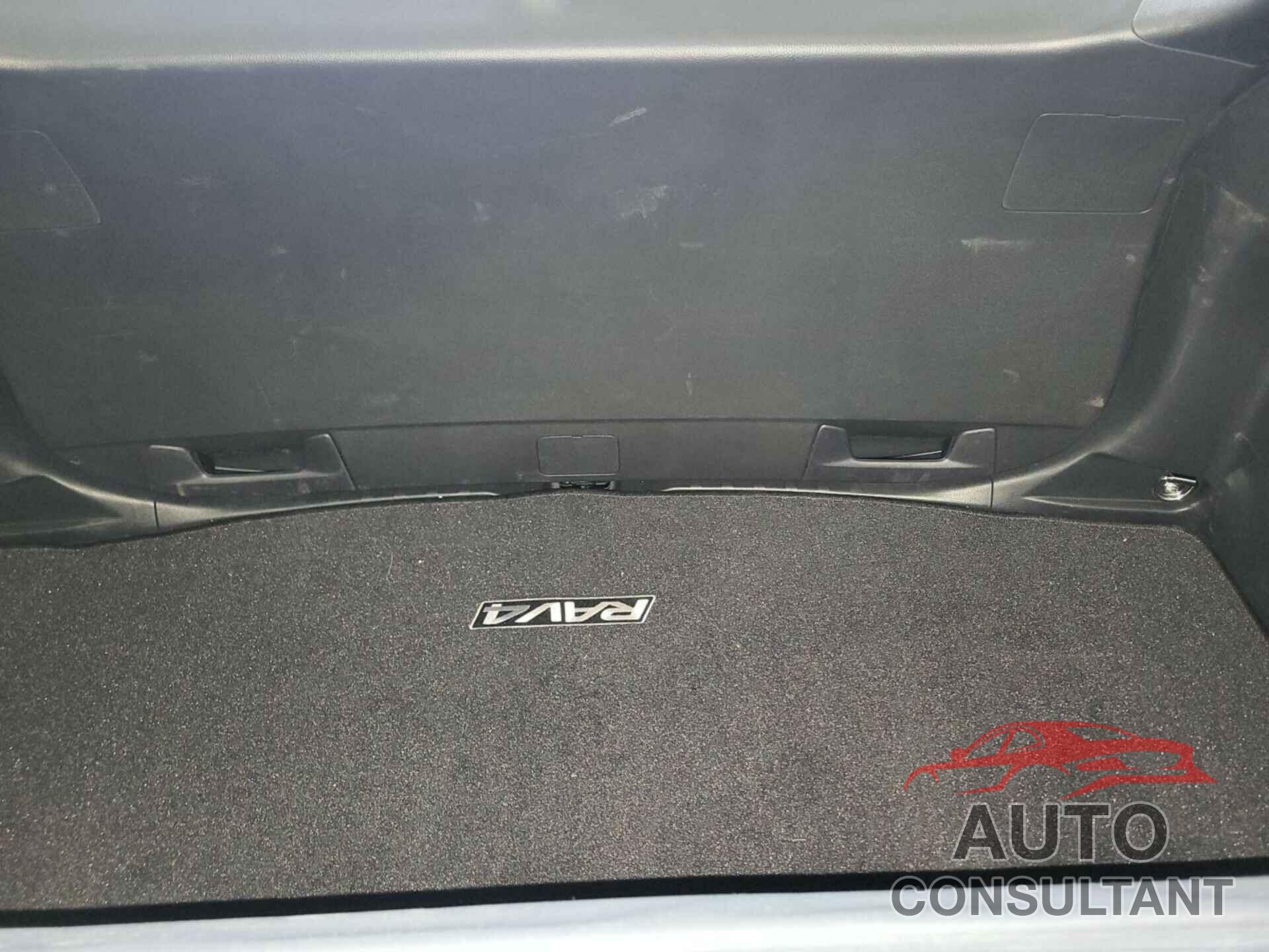 TOYOTA RAV4 HYBRID 2023 - 4T3T6RFV9PU133364