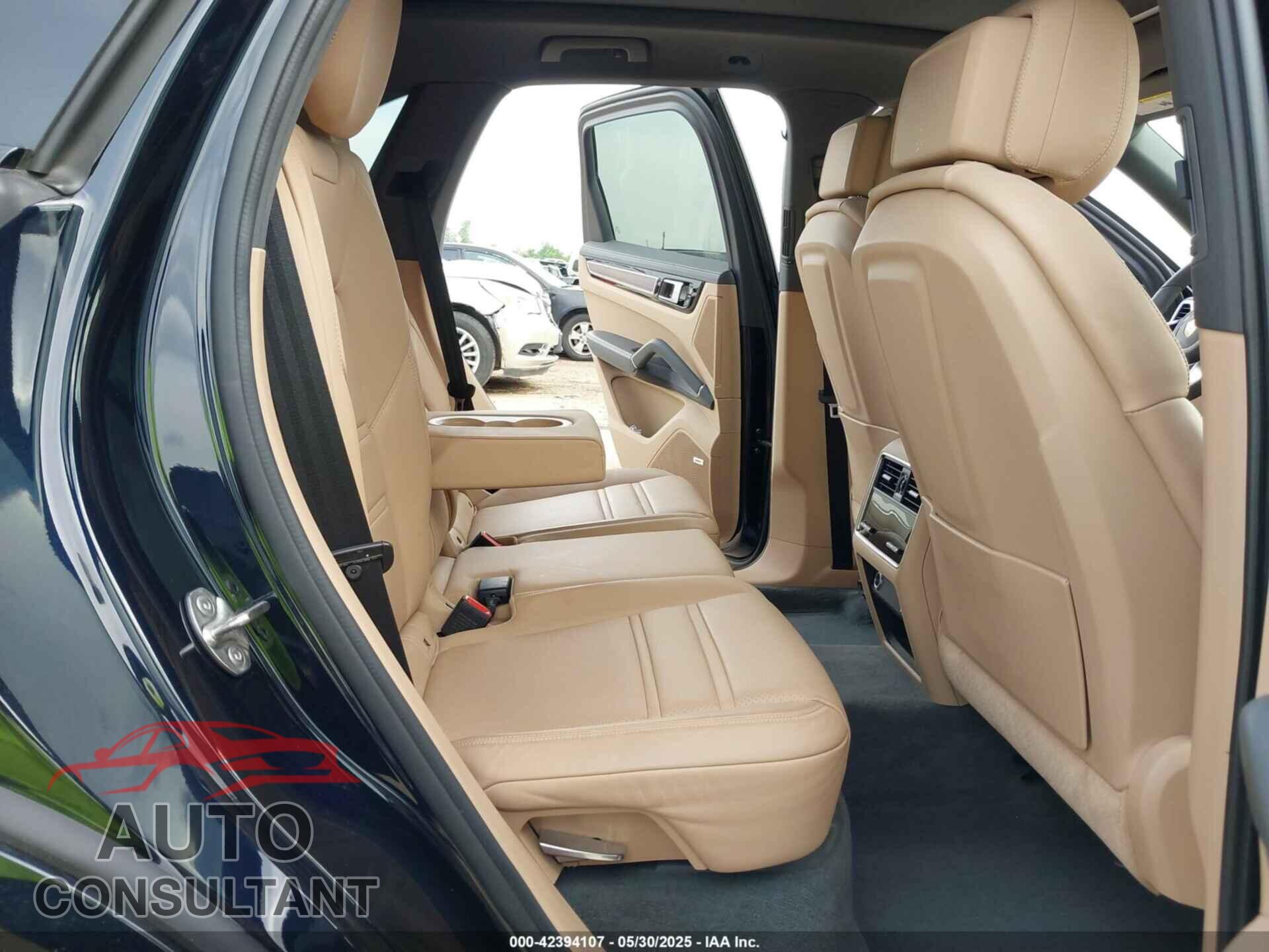PORSCHE CAYENNE 2021 - WP1AA2AY5MDA04835