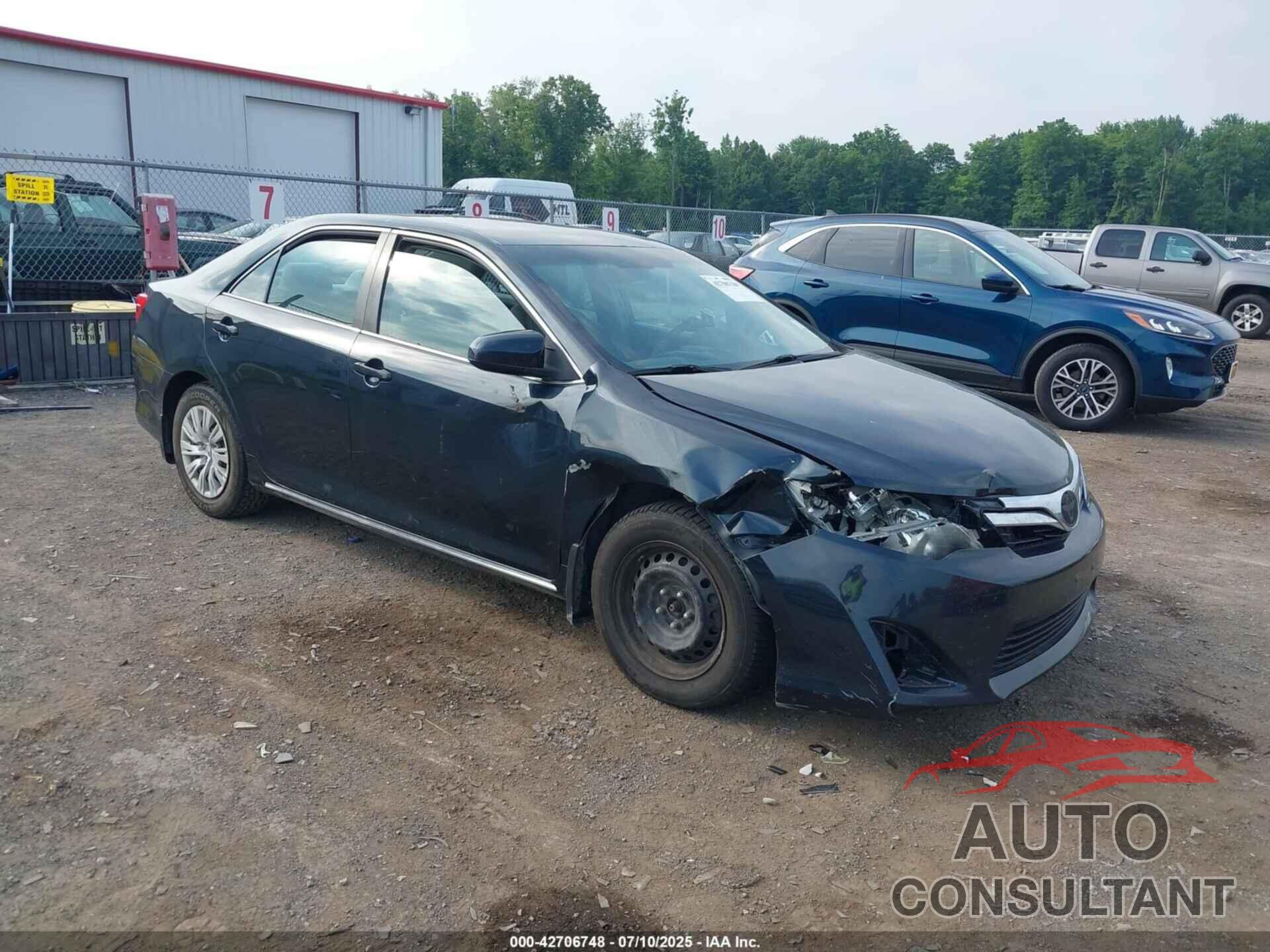 TOYOTA CAMRY 2012 - 4T4BF1FK4CR220942