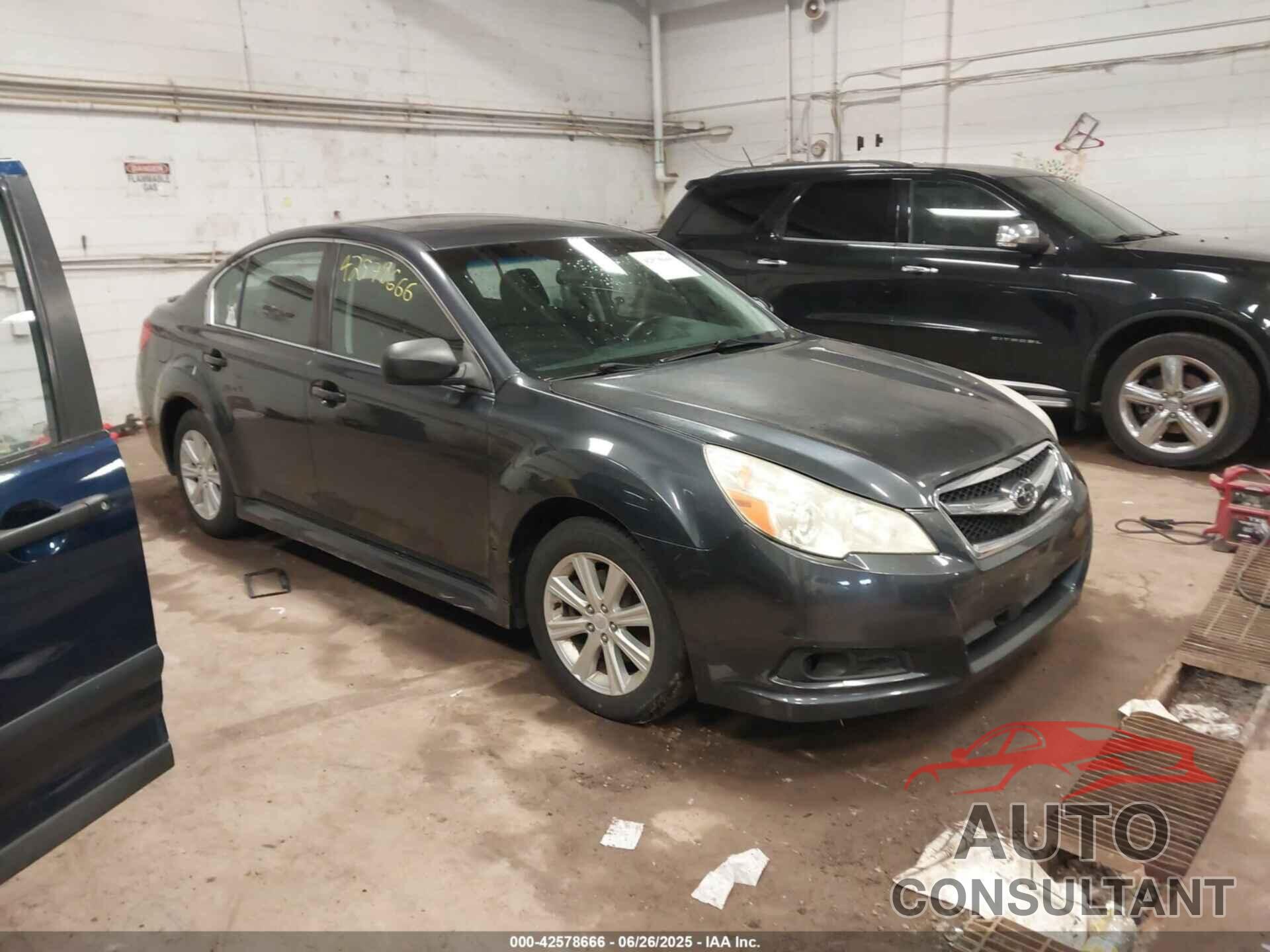 SUBARU LEGACY 2011 - 4S3BMBG63B3213450