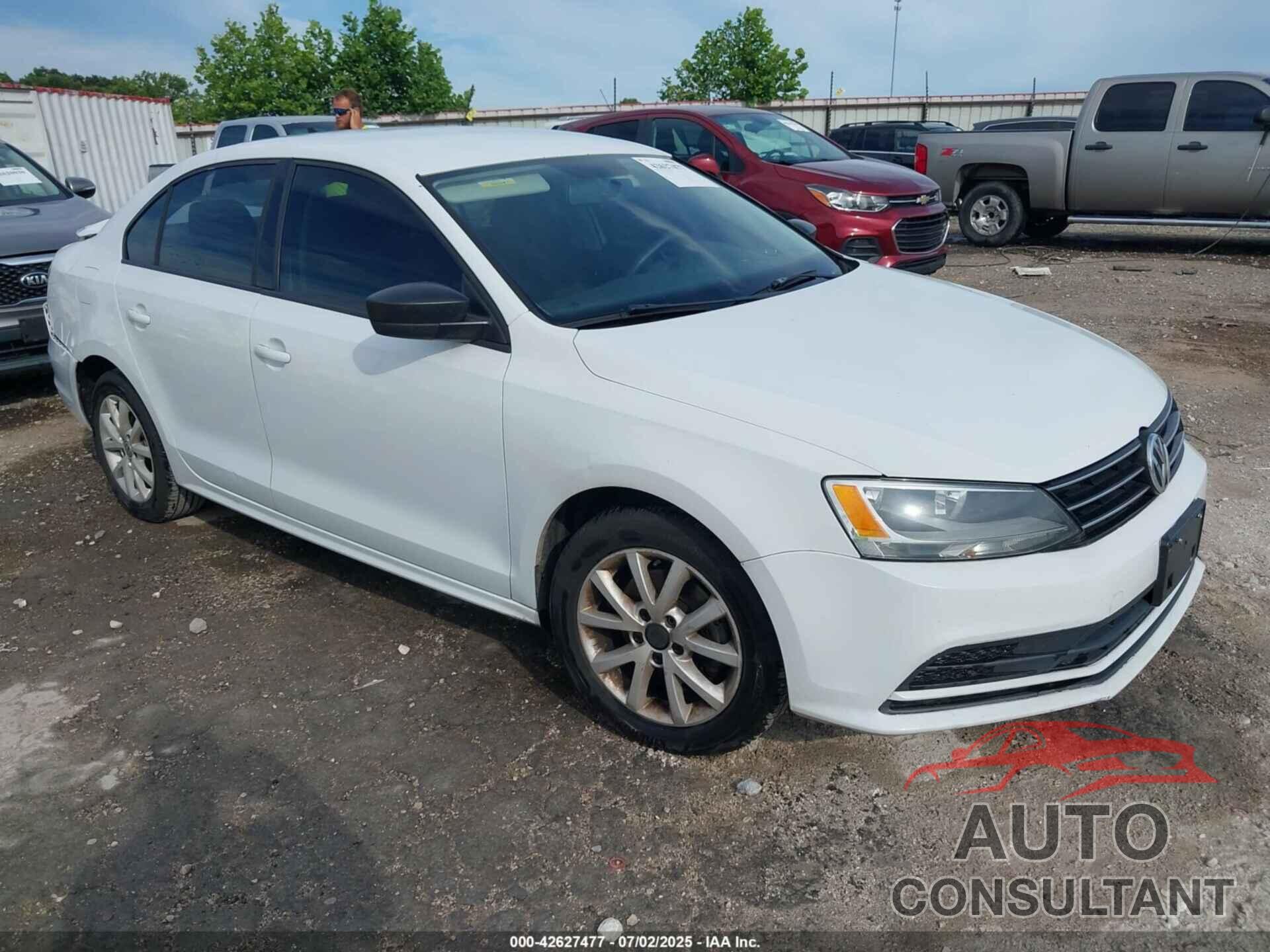 VOLKSWAGEN JETTA 2015 - 3VWD17AJ9FM282401