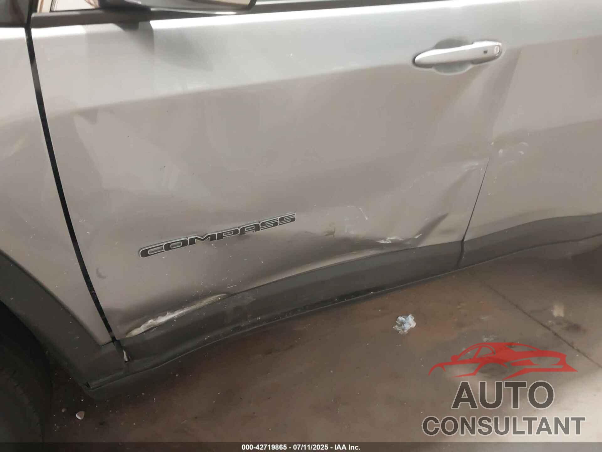 JEEP COMPASS 2020 - 3C4NJDCB1LT222917