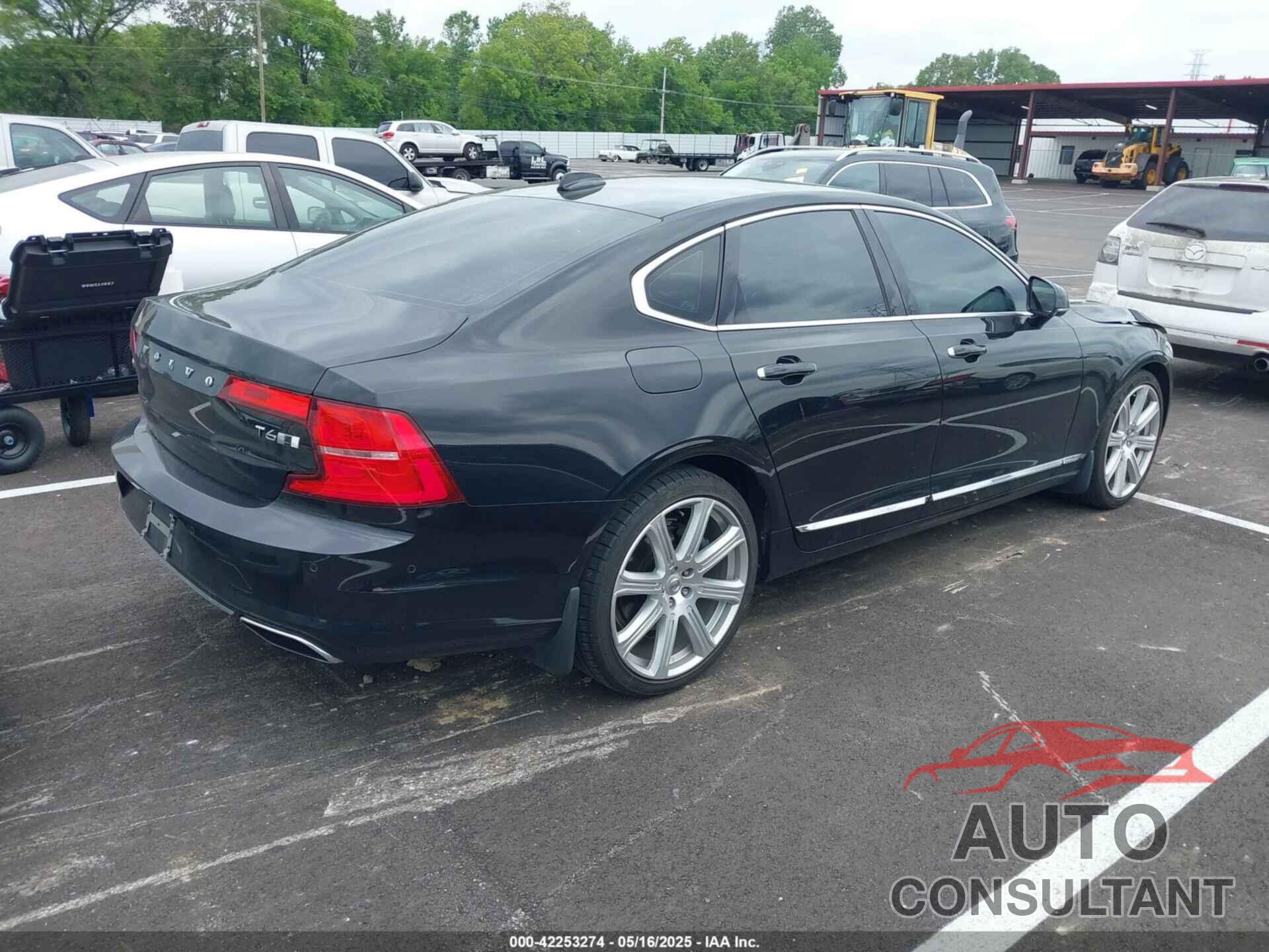 VOLVO S90 2017 - YV1A22ML6H1001569