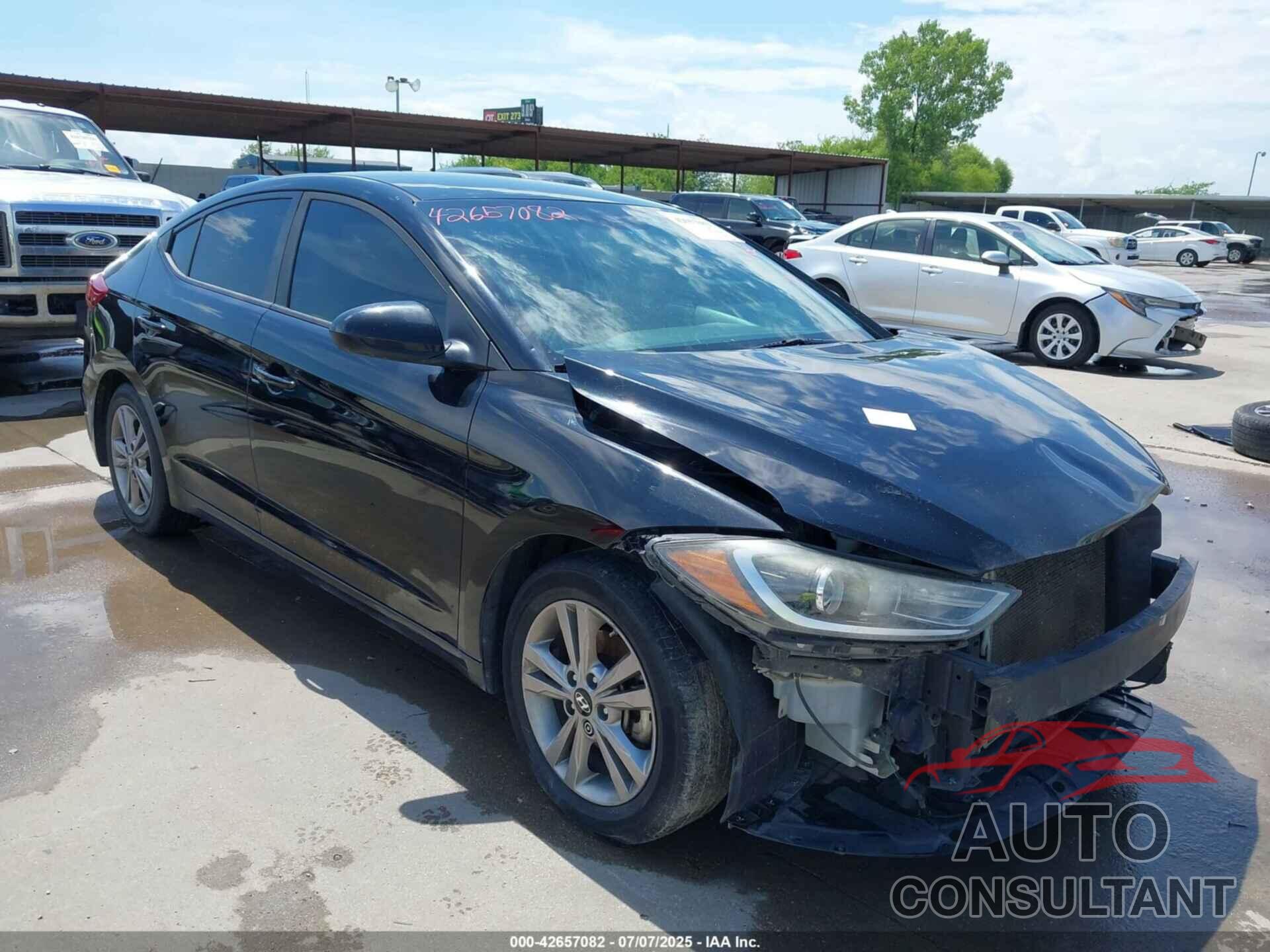HYUNDAI ELANTRA 2018 - KMHD84LF6JU492007