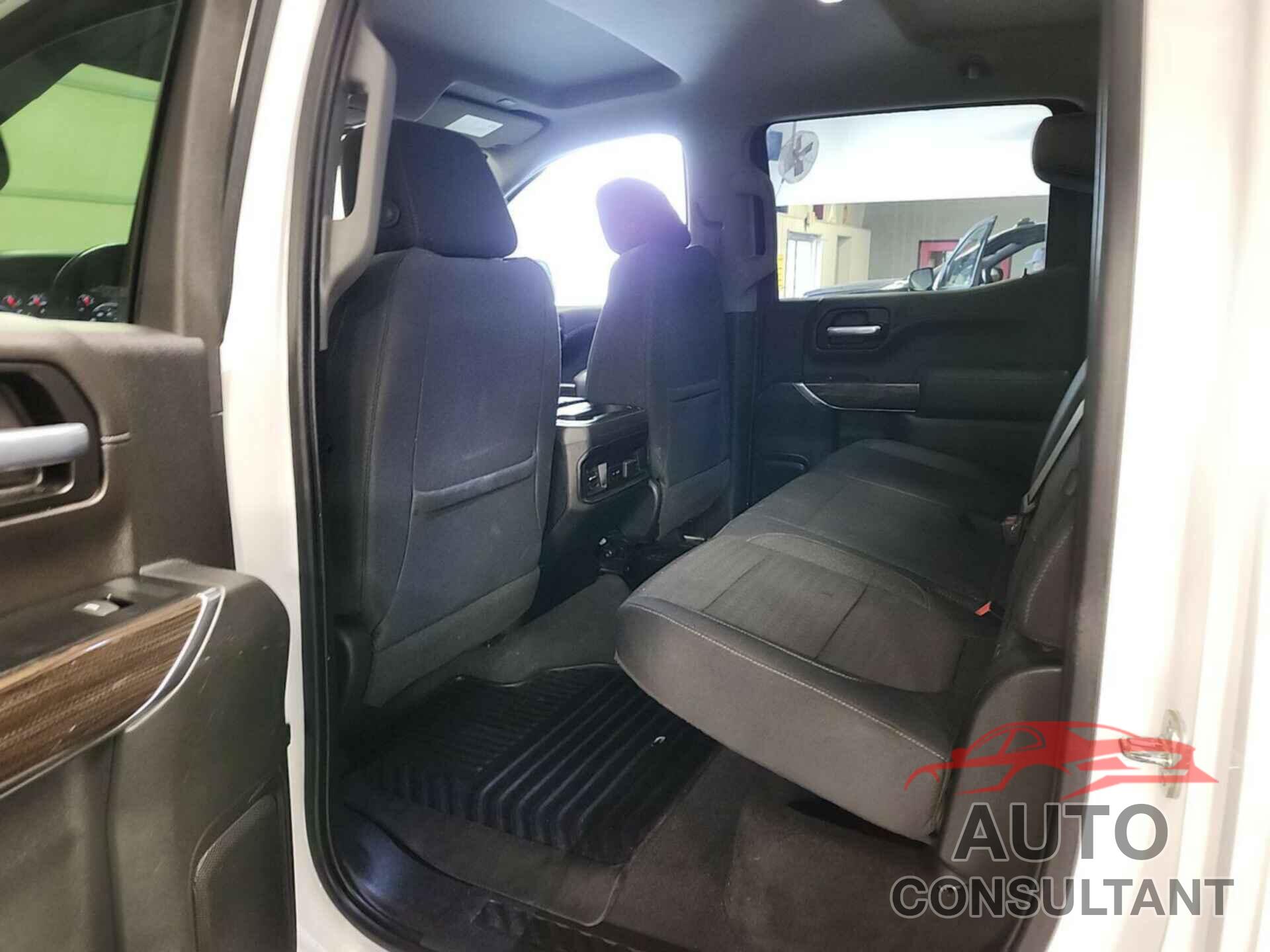 CHEVROLET SILVERADO 1500 2019 - 1GCPWDED9KZ291032