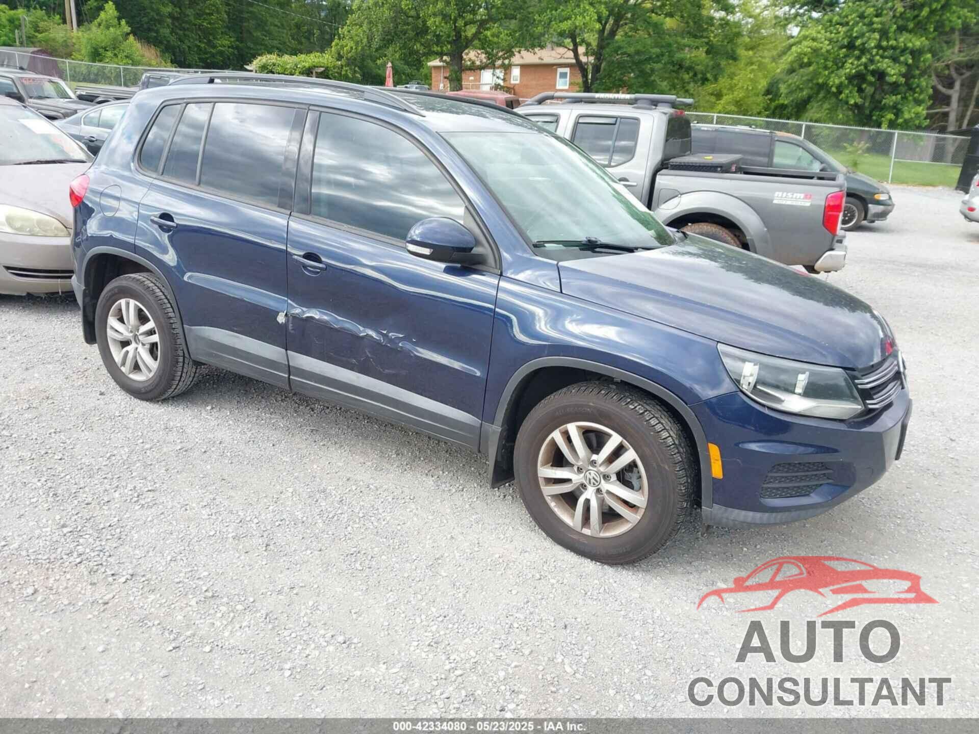 VOLKSWAGEN TIGUAN 2015 - WVGAV7AX7FW524211