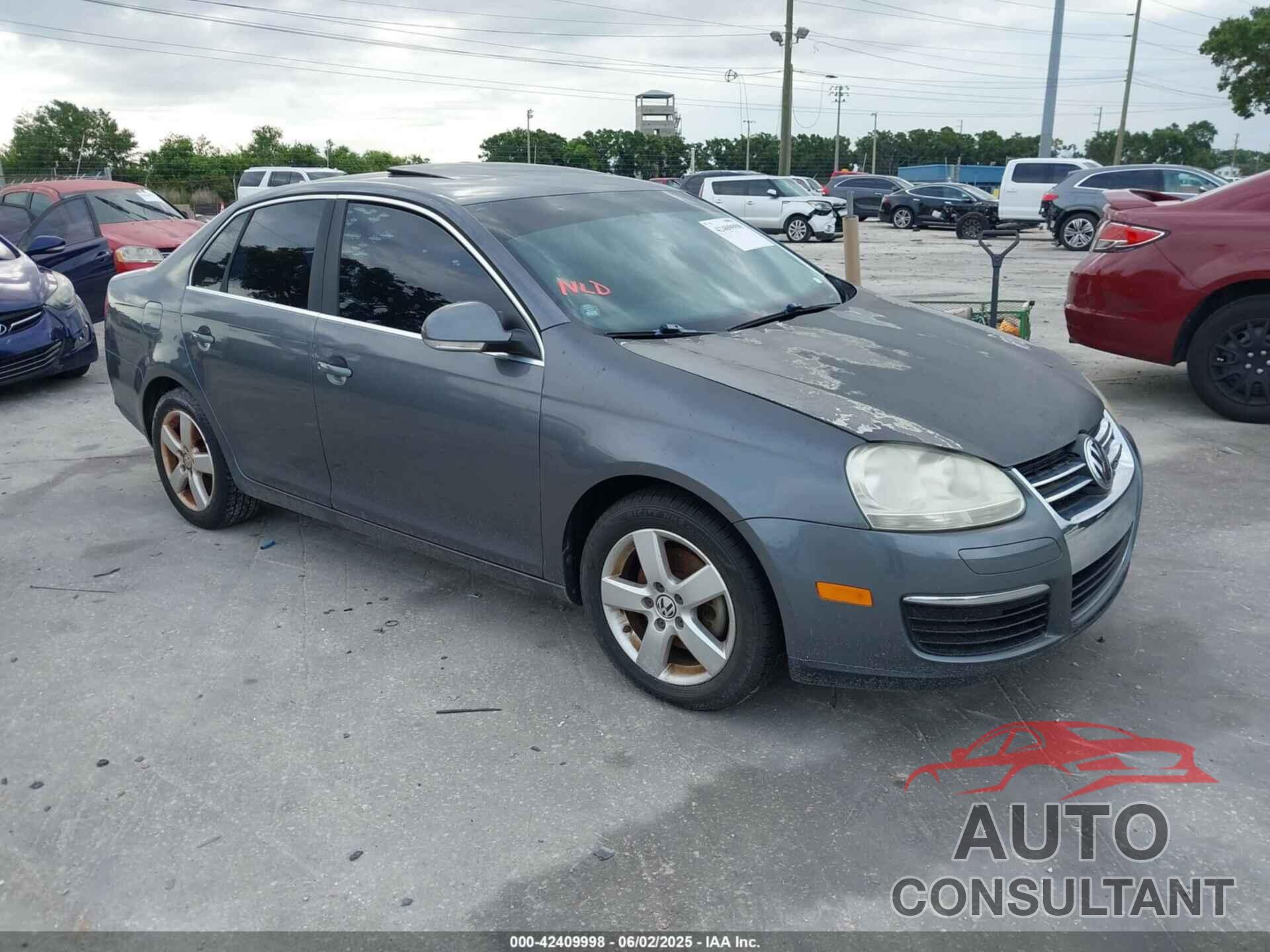 VOLKSWAGEN JETTA 2009 - 3VWRM71K99M167159