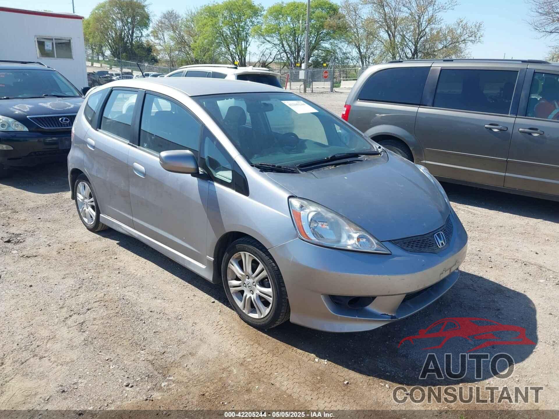 HONDA FIT 2009 - JHMGE884X9S017488