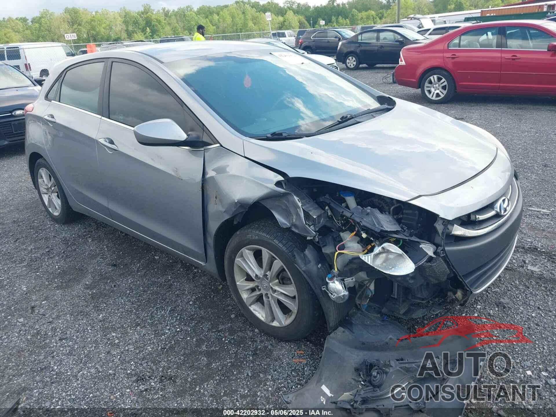 HYUNDAI ELANTRA GT 2013 - KMHD35LE9DU059443