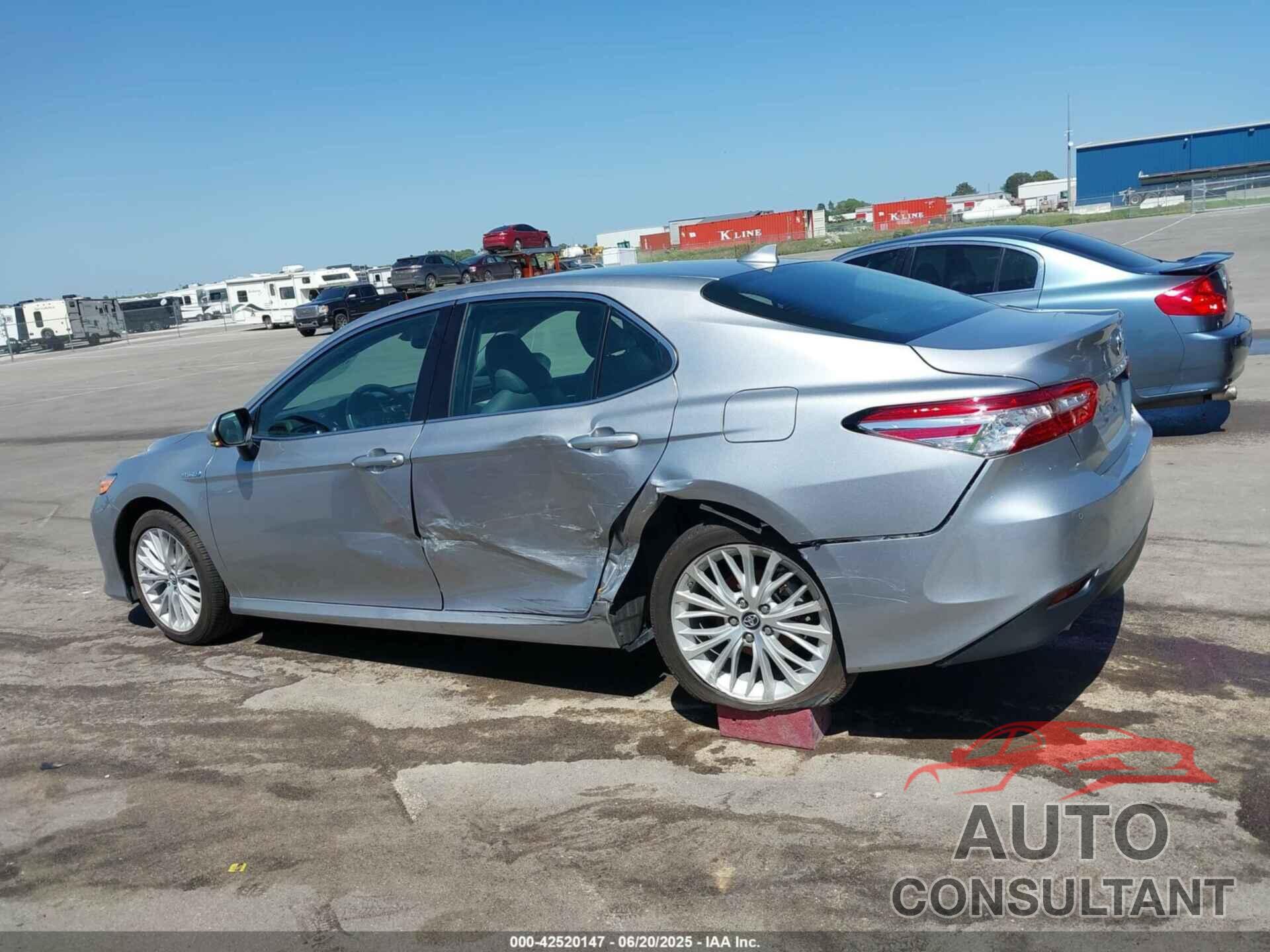 TOYOTA CAMRY 2019 - 4T1B21HK1KU515160