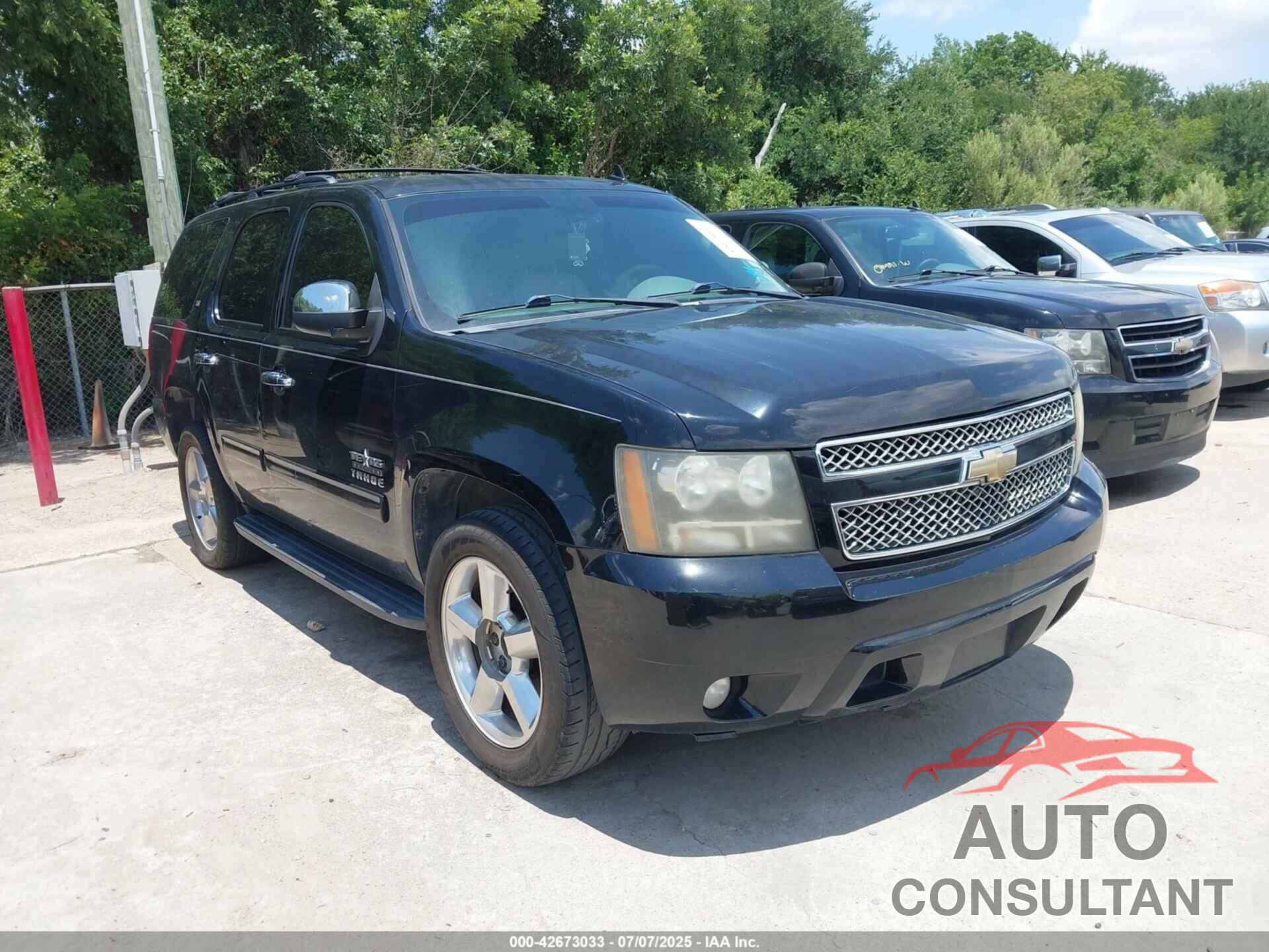 CHEVROLET TAHOE 2011 - 1GNSCBE01BR389984