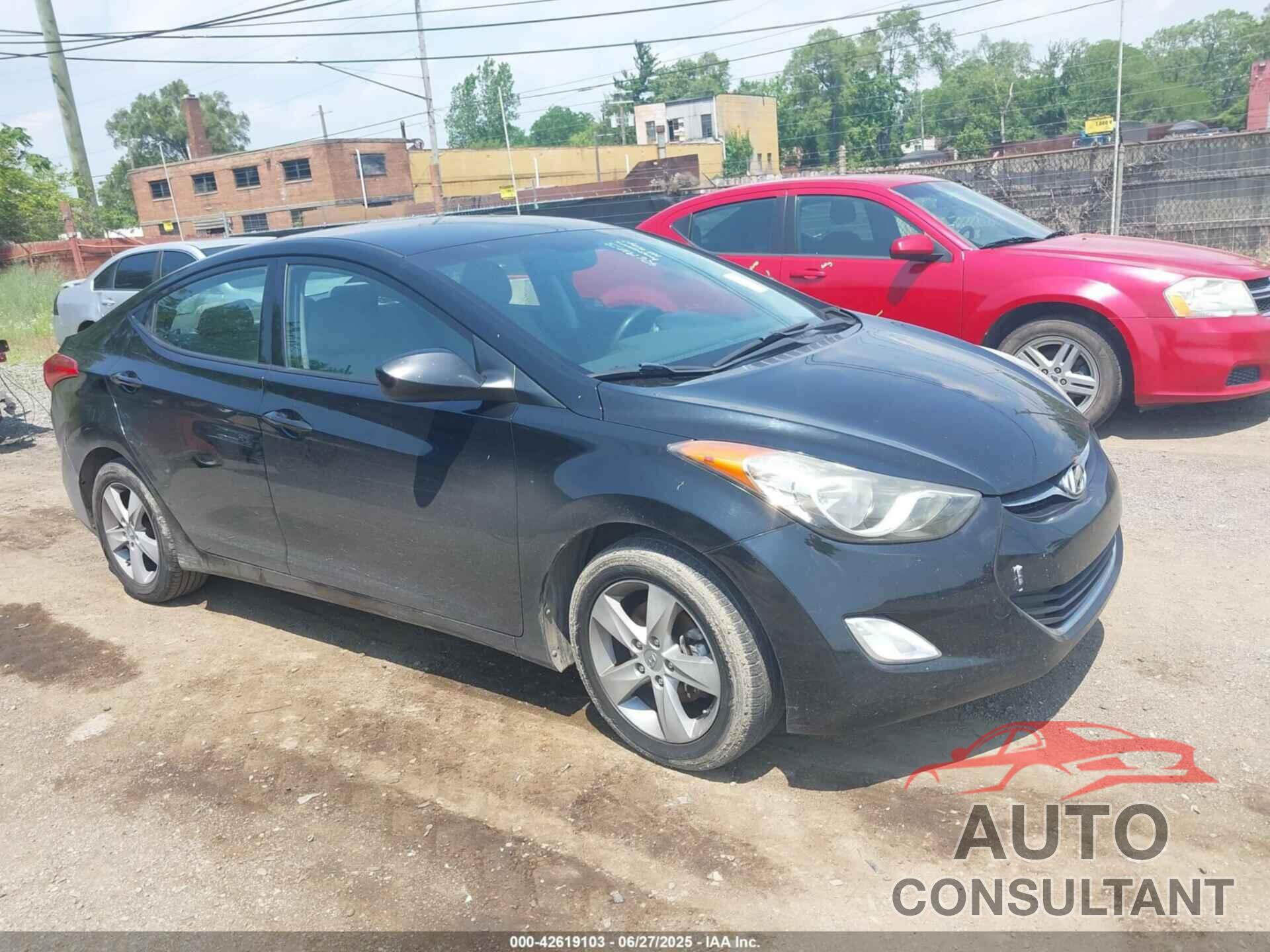 HYUNDAI ELANTRA 2013 - KMHDH4AE6DU668021